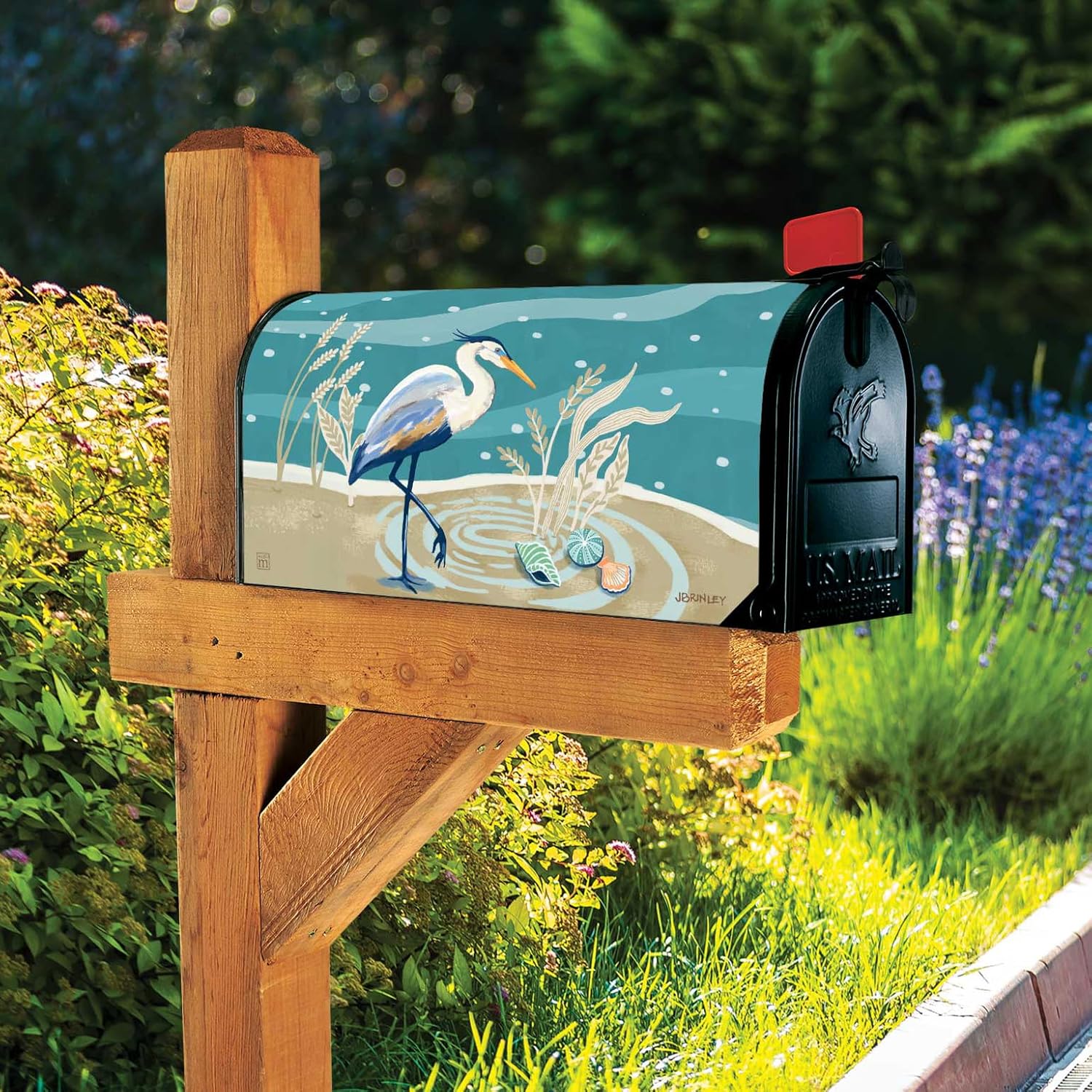 Studio M The Original Magnetic Mailbox Cover, MailWrap Fits Standard Size 6.5 x 19 Inch Mailbox, Weather Resistant Vinyl, Heron with Sea Shells