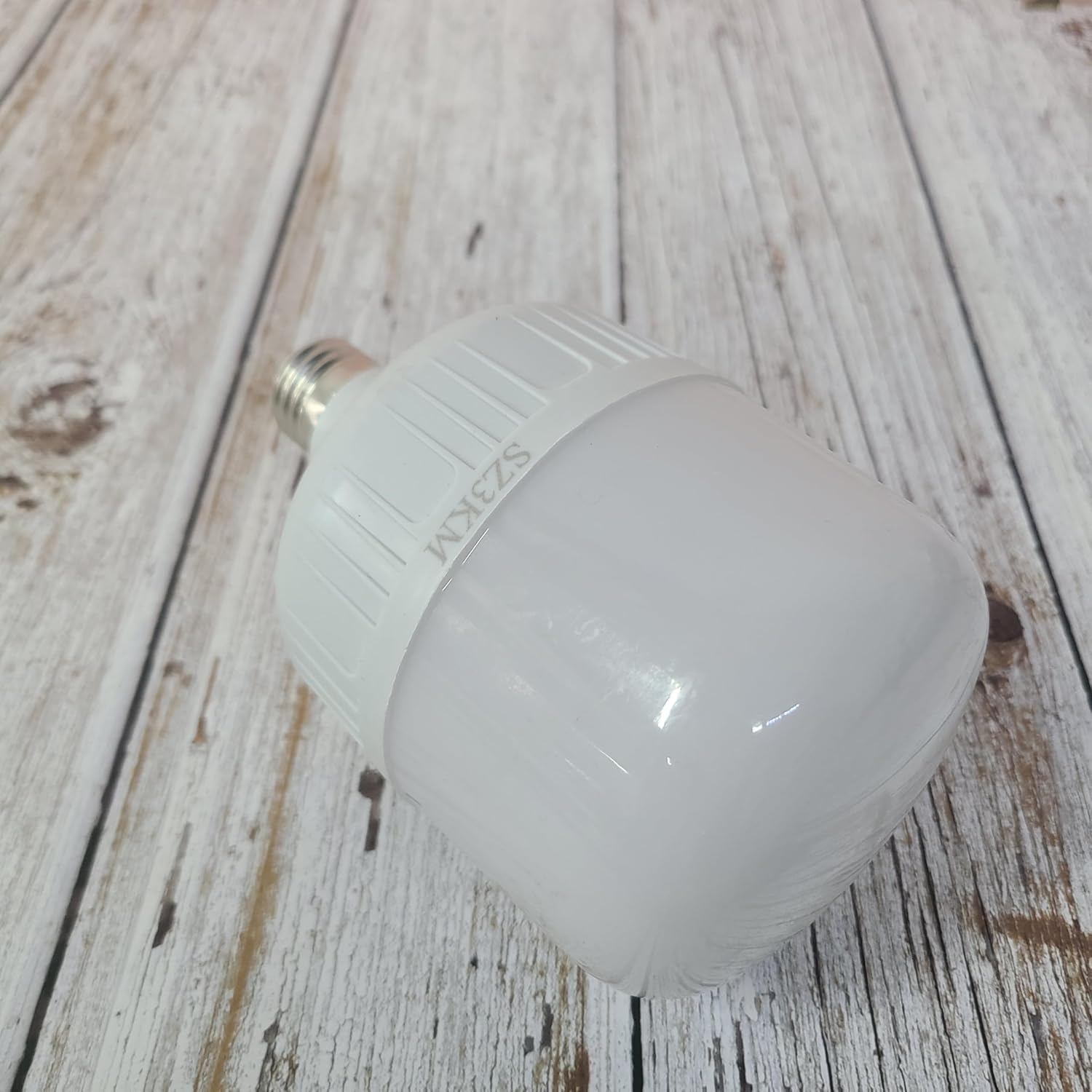 SZ3KM light bulbs 800 Lumen, 3000K Warm White, Dimmable, Energy Efficient A19 Lamp