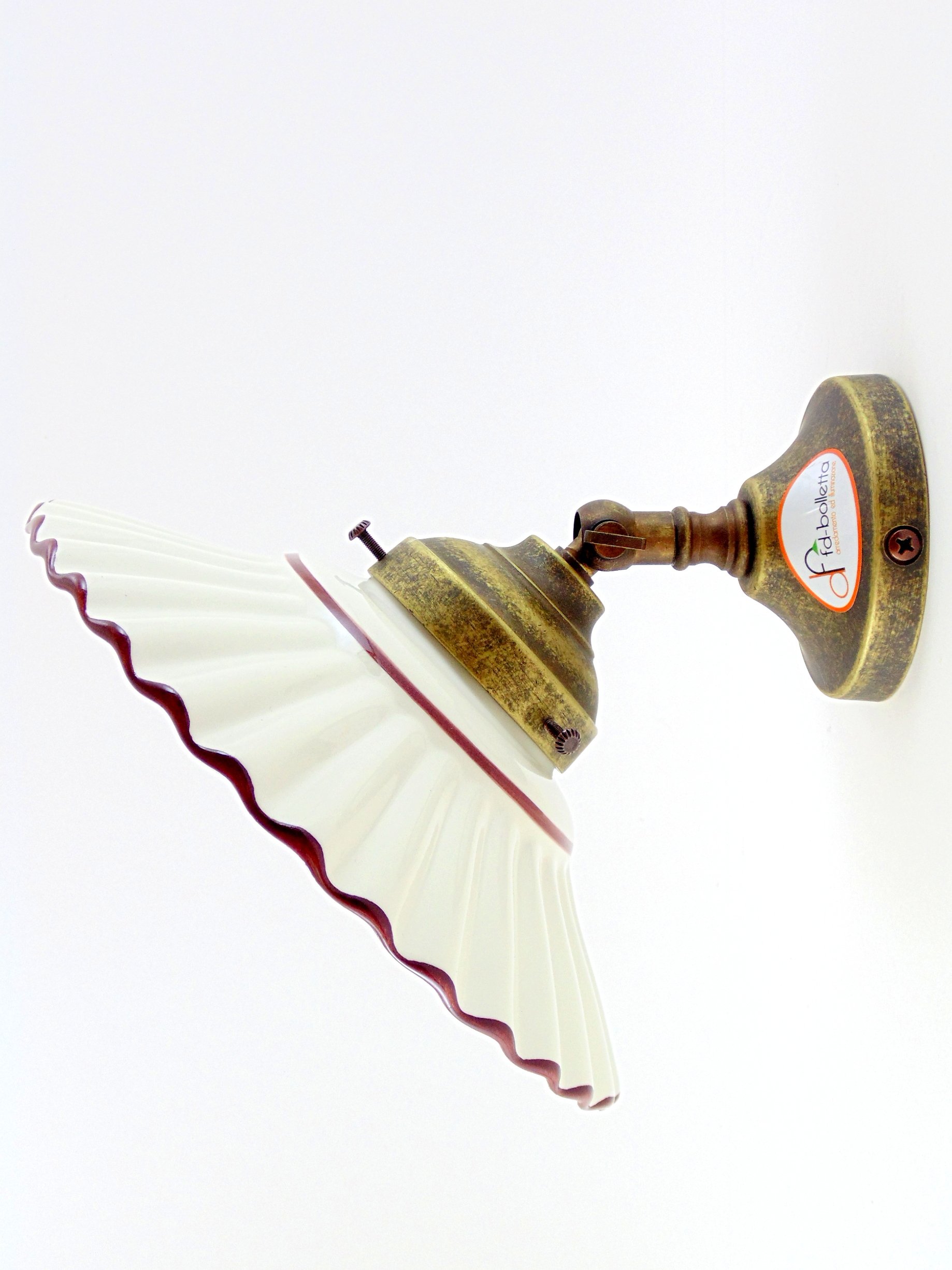 applique ottone da parete,lampada vintage,lluminazione per interni,paralume ceramica marrone an10 Misure:Sporgenza 16,5cm,Ø piatto 19cm,Ø base 8cm
