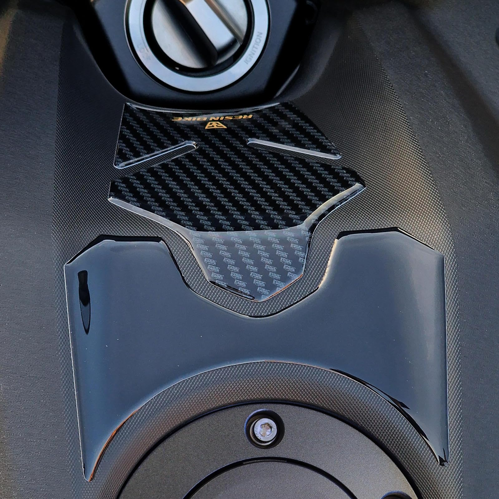 Resin Bike Kit Autocollant Moto Compatibles avec Yamaha Tracer 9 GT 2025-2026. Protection Grip de Réservoir, Bout de Carénage Moto Contre Les Chocs et Les Éraflures. Autocollant 3D Made in Italy