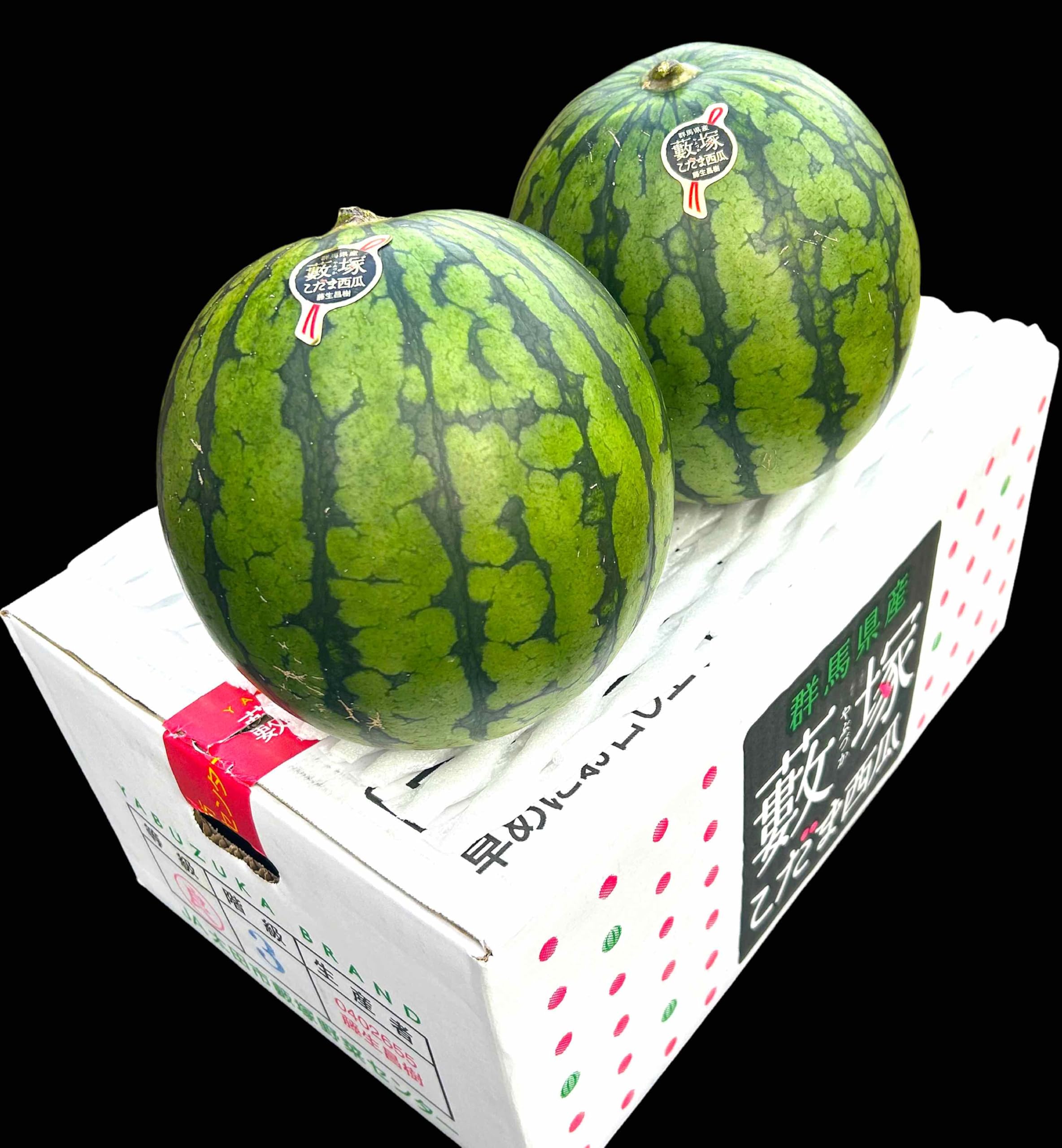 Amazon.co.jp: 『ブランドすいか』 1玉 薮塚(やぶつか)の小玉すいか