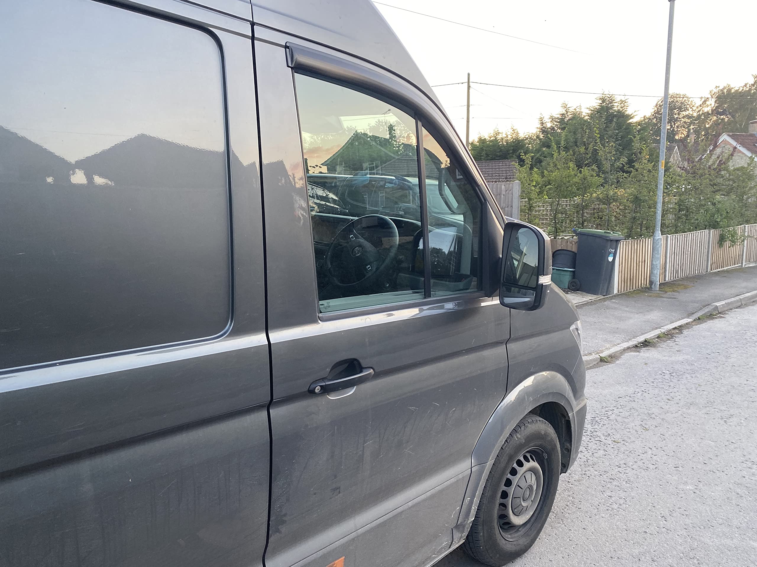 AUTO CLOVER Juego de deflectores de viento para VW Crafter MAN TGE 2017+ (2 piezas)