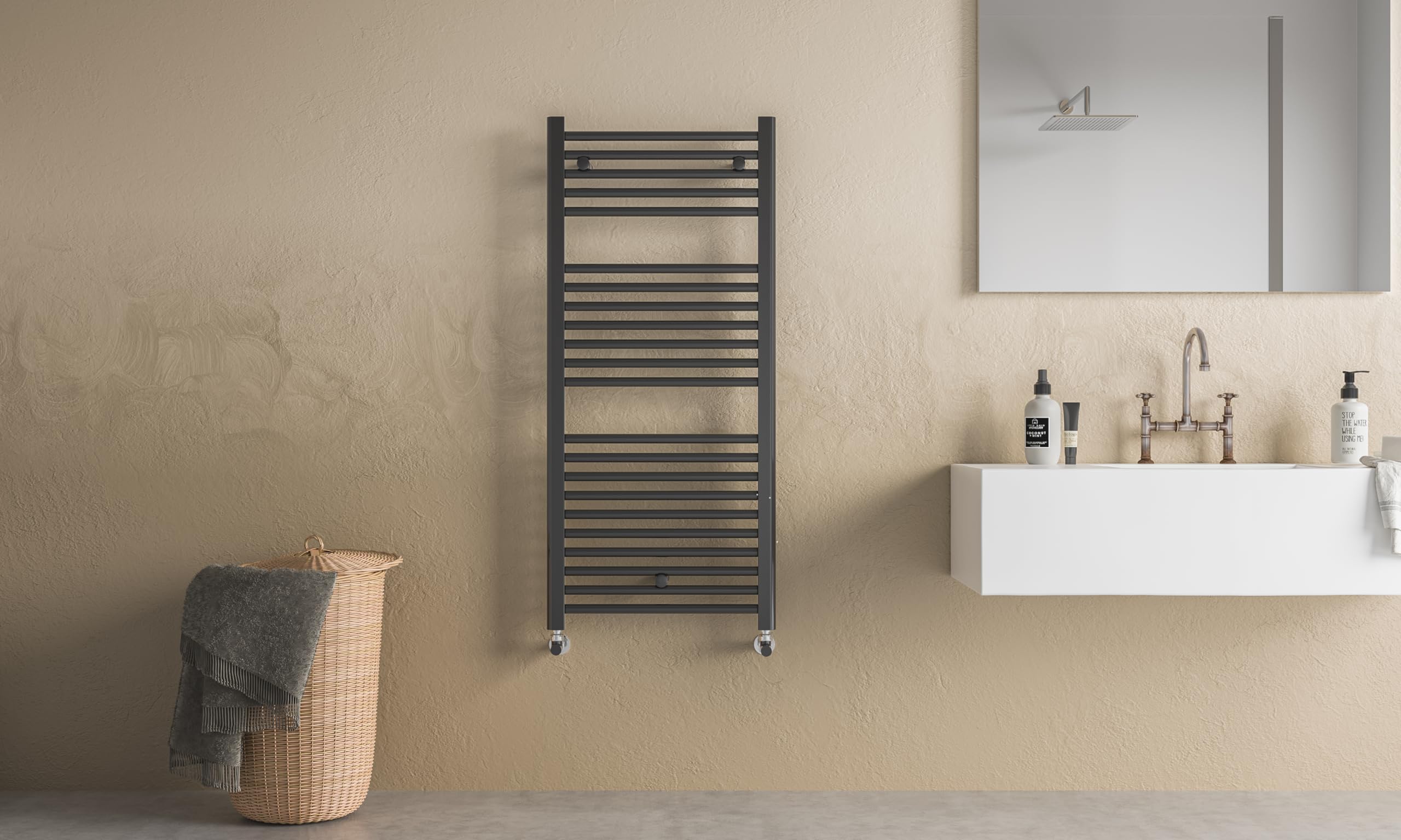 Termoarredo Sara (1703 mm x 600 mm nero opaco)