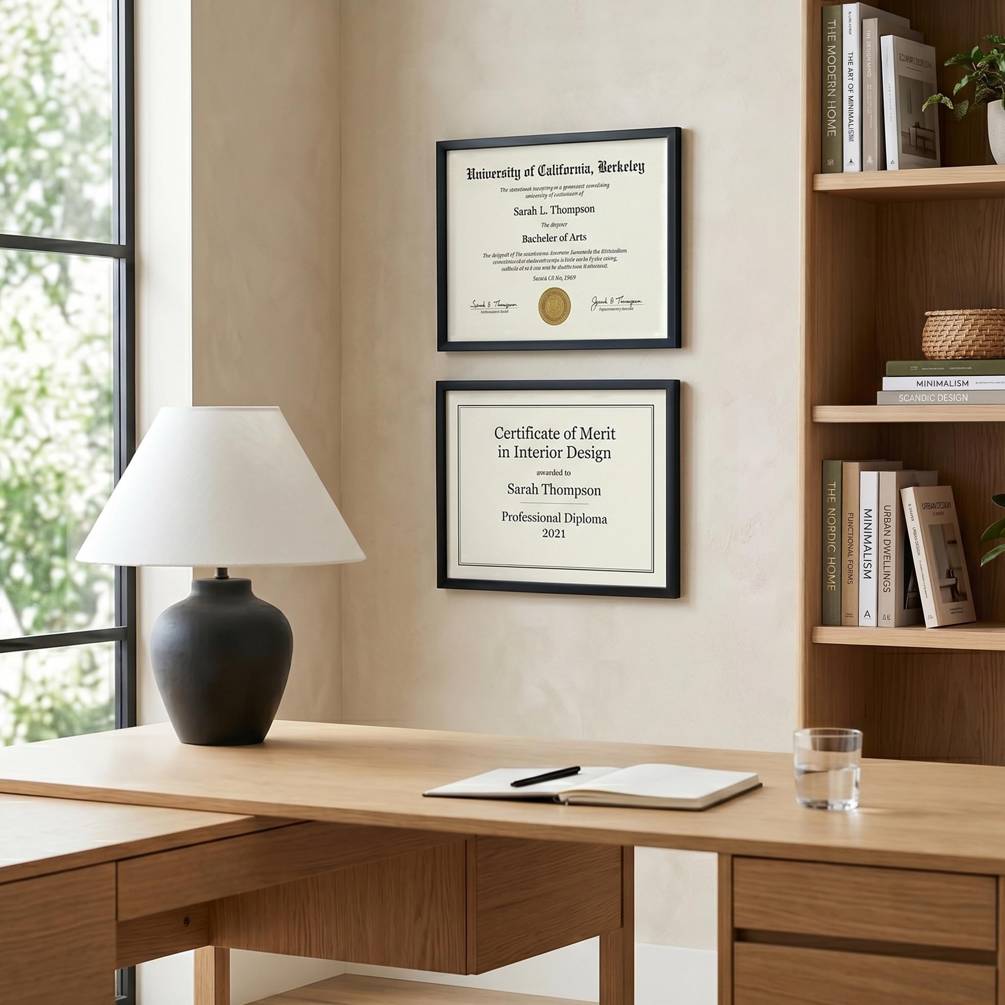 Americanflat czarne ramki na zdjecia 22 x 28 cm – zestaw 2 sztuk – cienka ramka ze szklem odpornym na stluczenie – do postawienia lub powieszenia na scianie – kolekcja Streamline