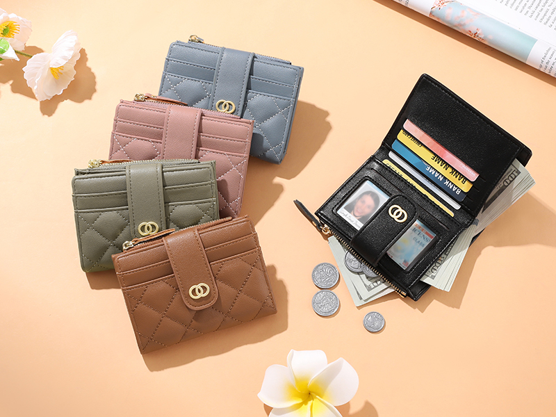 Amazon.com: GAEKEAO Small Wallet for Women Slim Bifold Leather