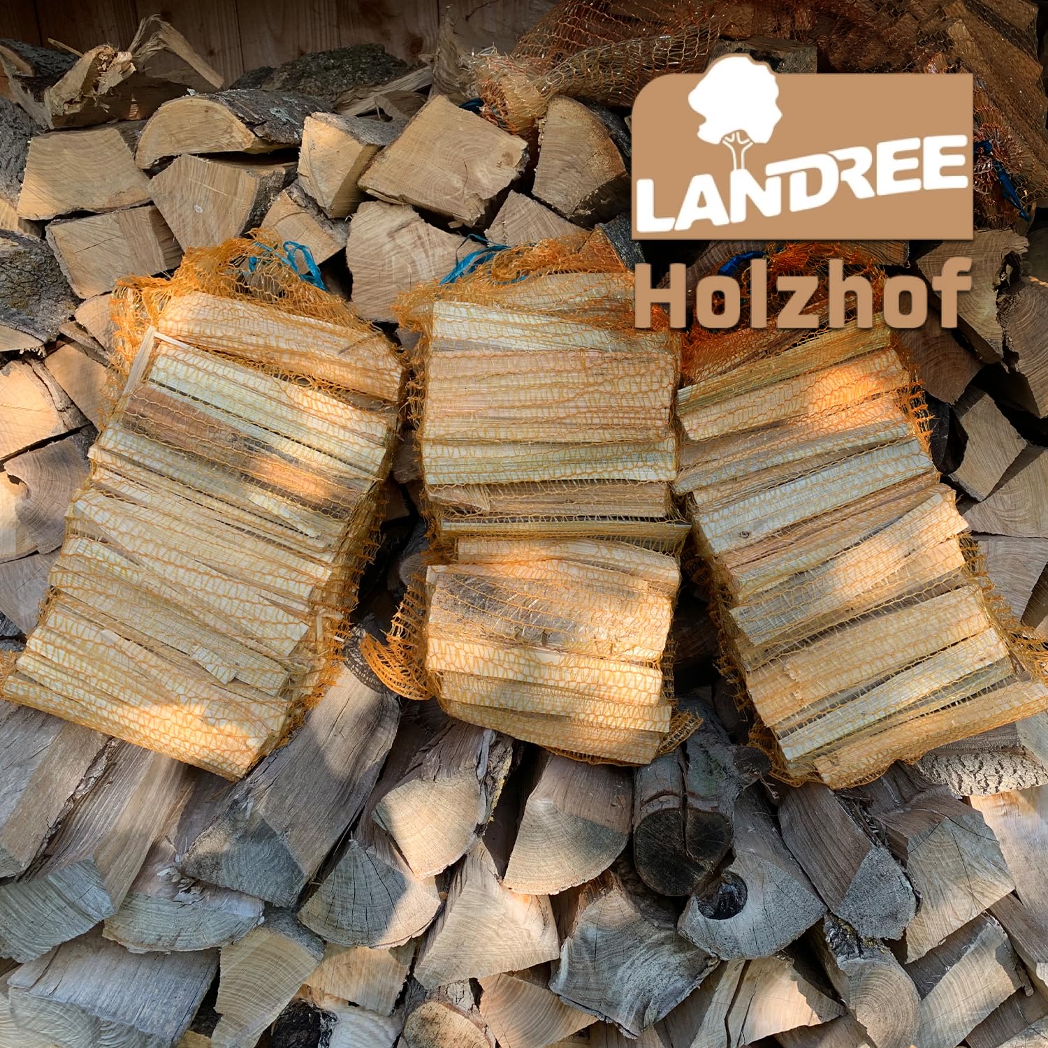 Landree Anfeuerholz, Anzündholz 18 kg (6 Netze a 3 kg) ca 20cm Scheitlänge, Nadelholz, trockenes und sofort einsetzbares Brennholz für Kamin und Ofen, Qualität aus Schleswig Holstein
