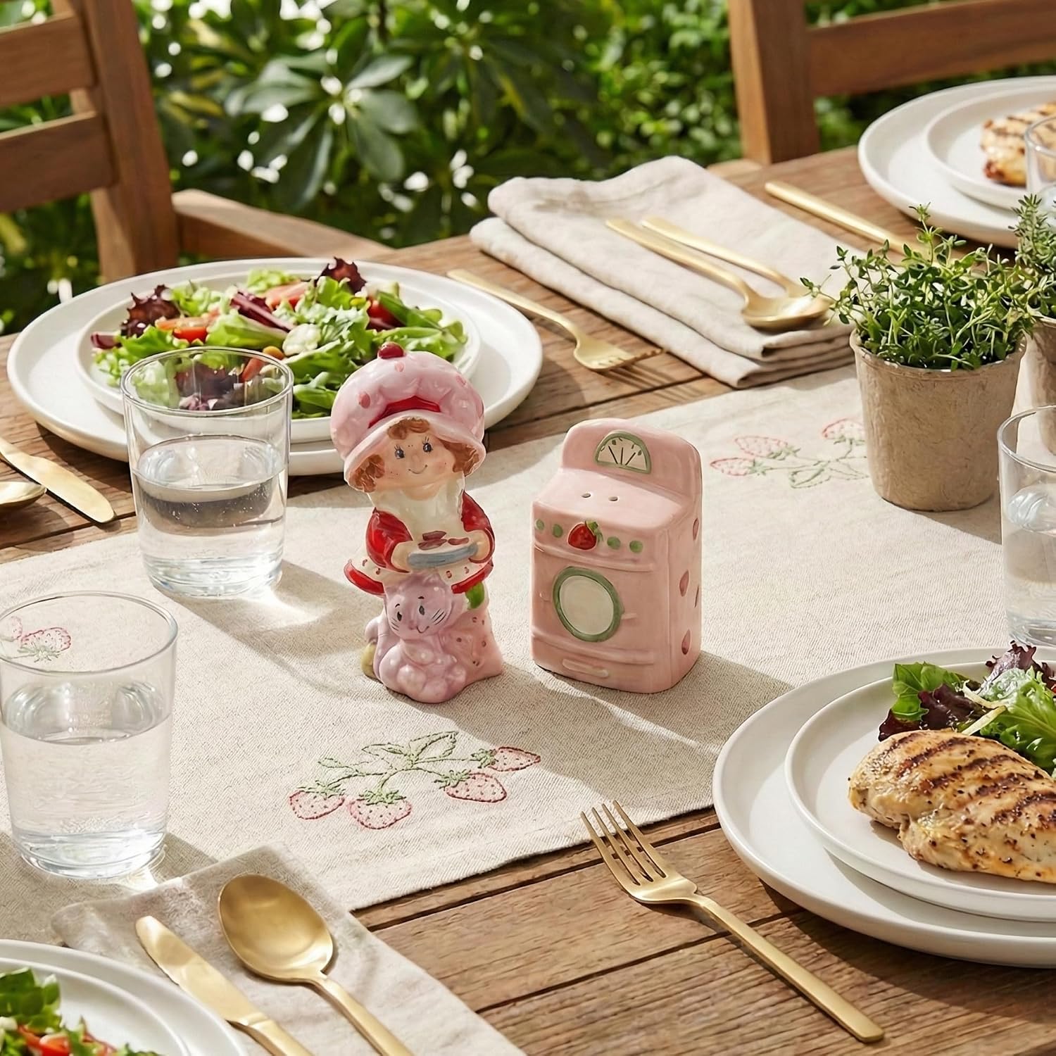 Strawberry Shortcake Vintage Oven Spices Salt and Pepper Set, 4.25"L x 2.625"W x 4"H created by Blue Sky Clayworks