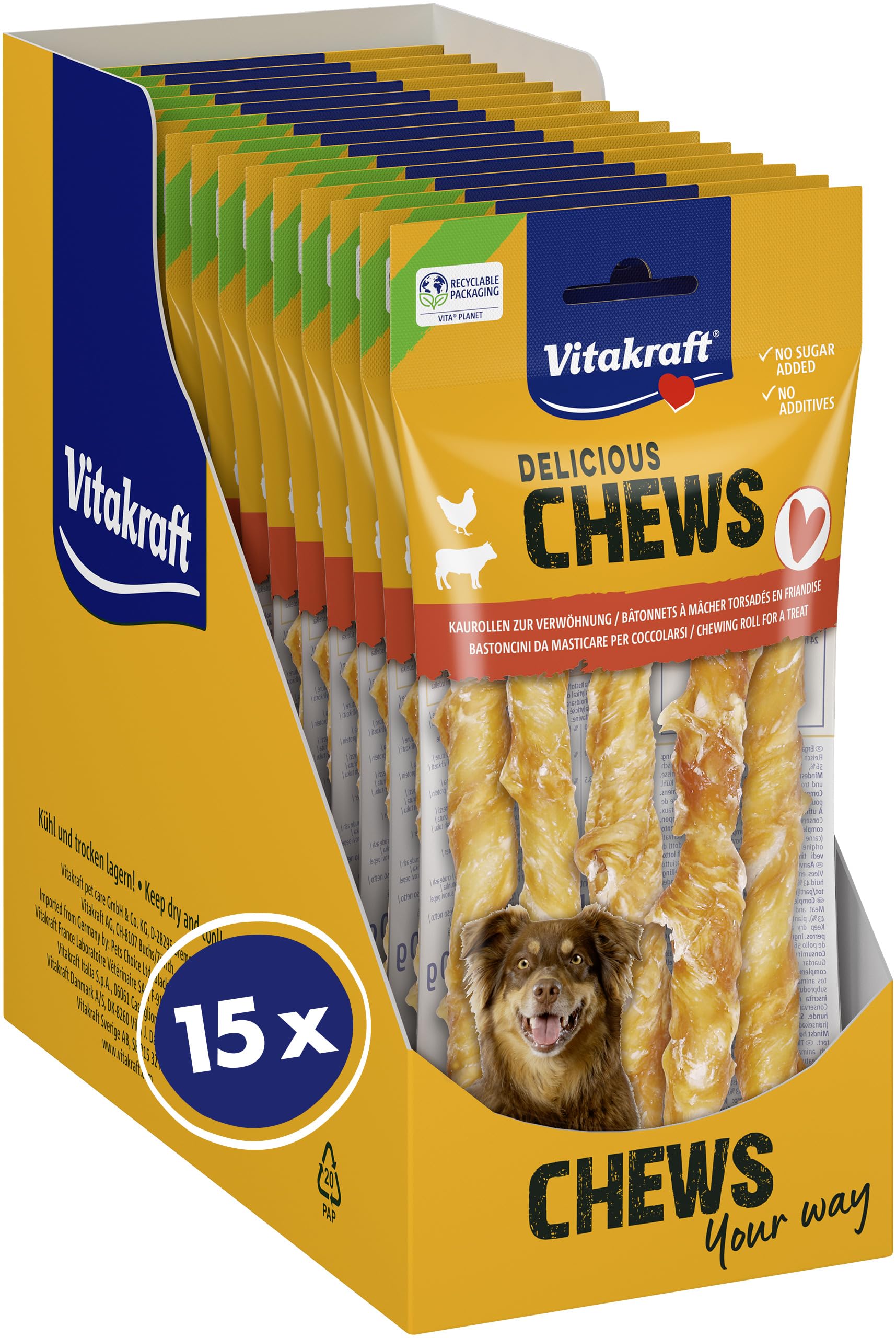 Vitakraft Delicious Chews, huesos masticables para perro, rollos masticables hechos de piel de vacuno envueltos con carne de pollo, para actividad, sin azúcar añadido (15x 90g)