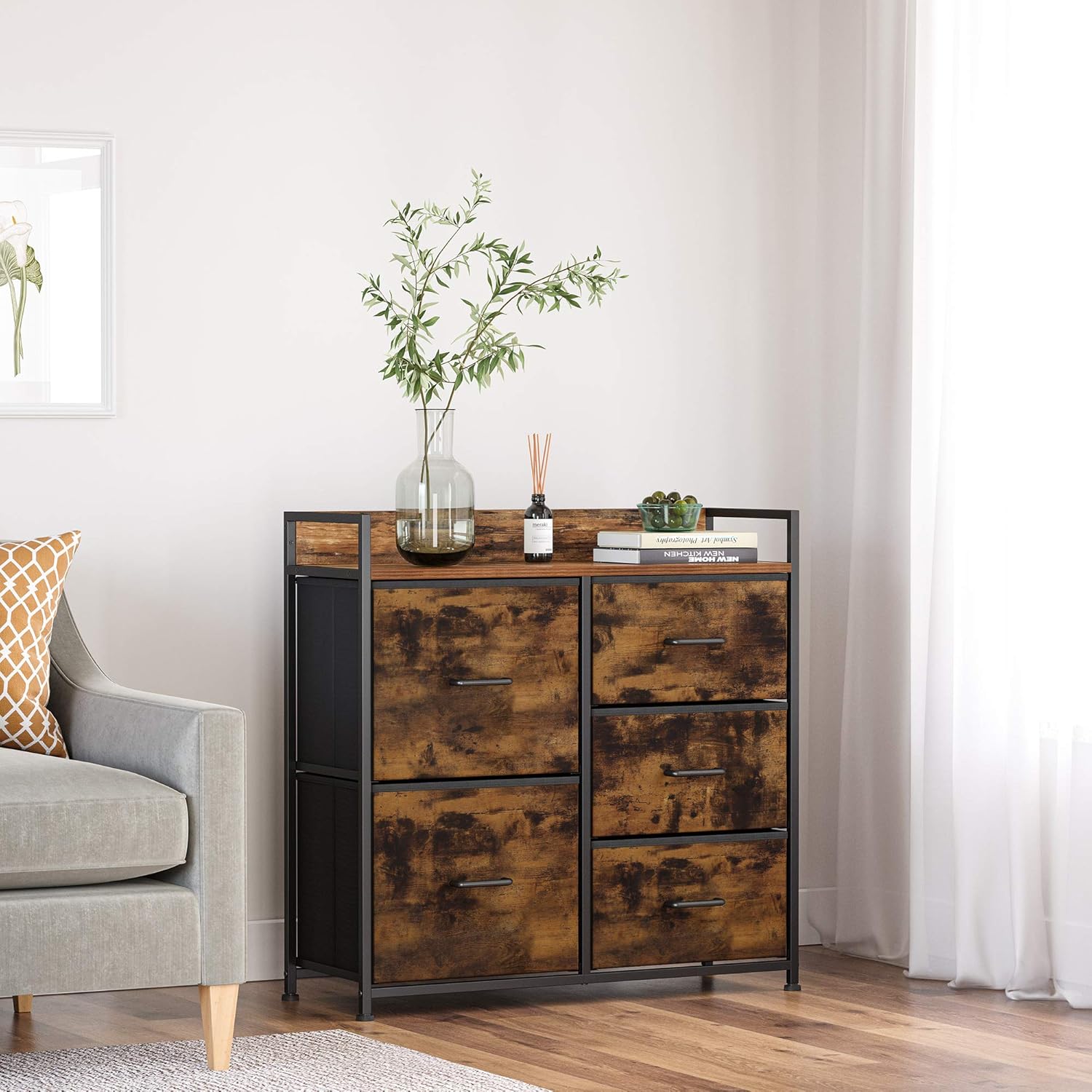 Prоduсt Dеаl SONGMICS Drawer Dresser, Chest of Drawers, Closet Storage Dresser, 5 Fabric Drawers and Metal Frame with Handles, Rustic Brown and Black ULTS105B01