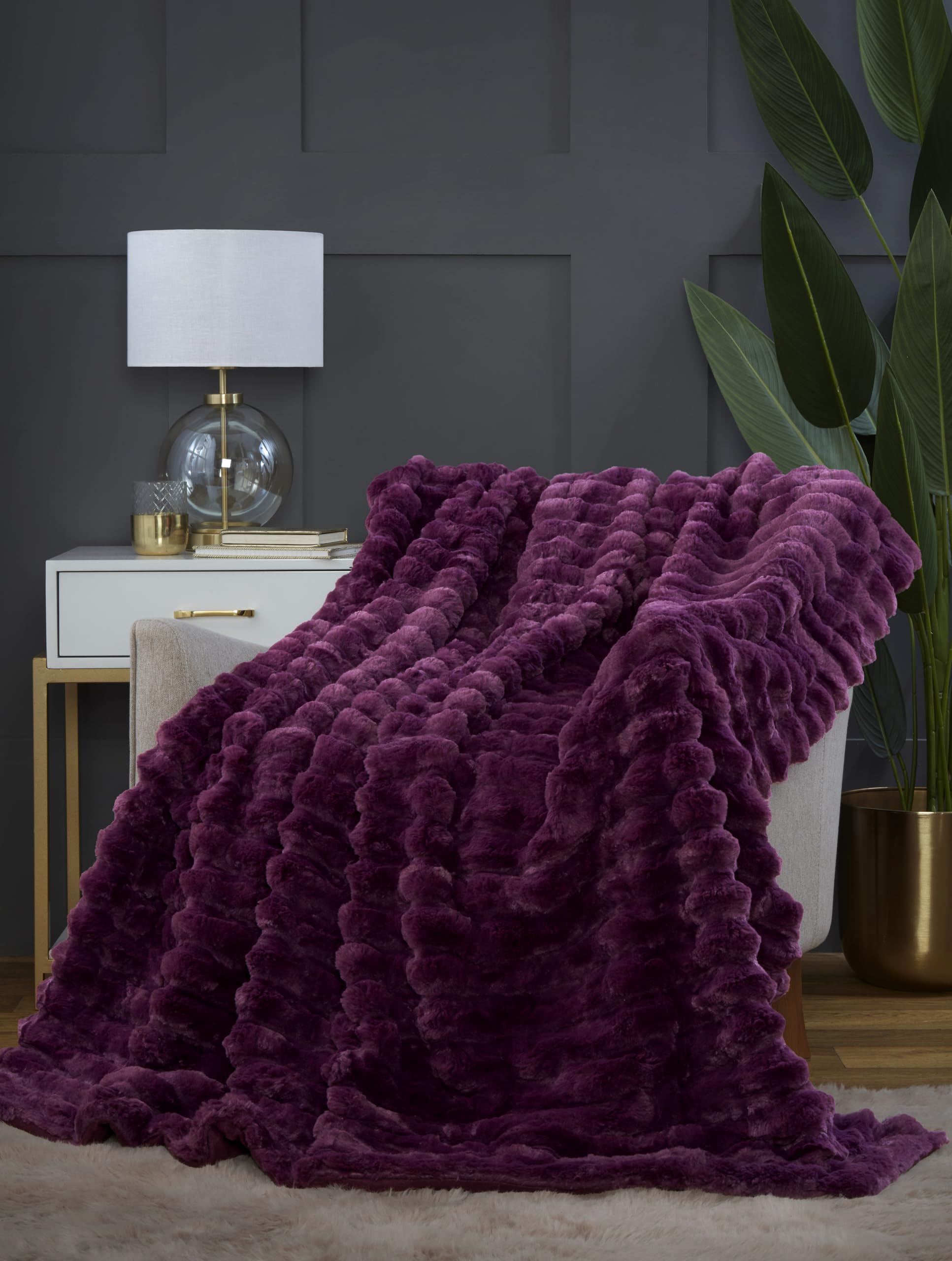 Chunky Ribbed Fur Throw Blanket - Burgundy - 150x200 cm - Rapport Home