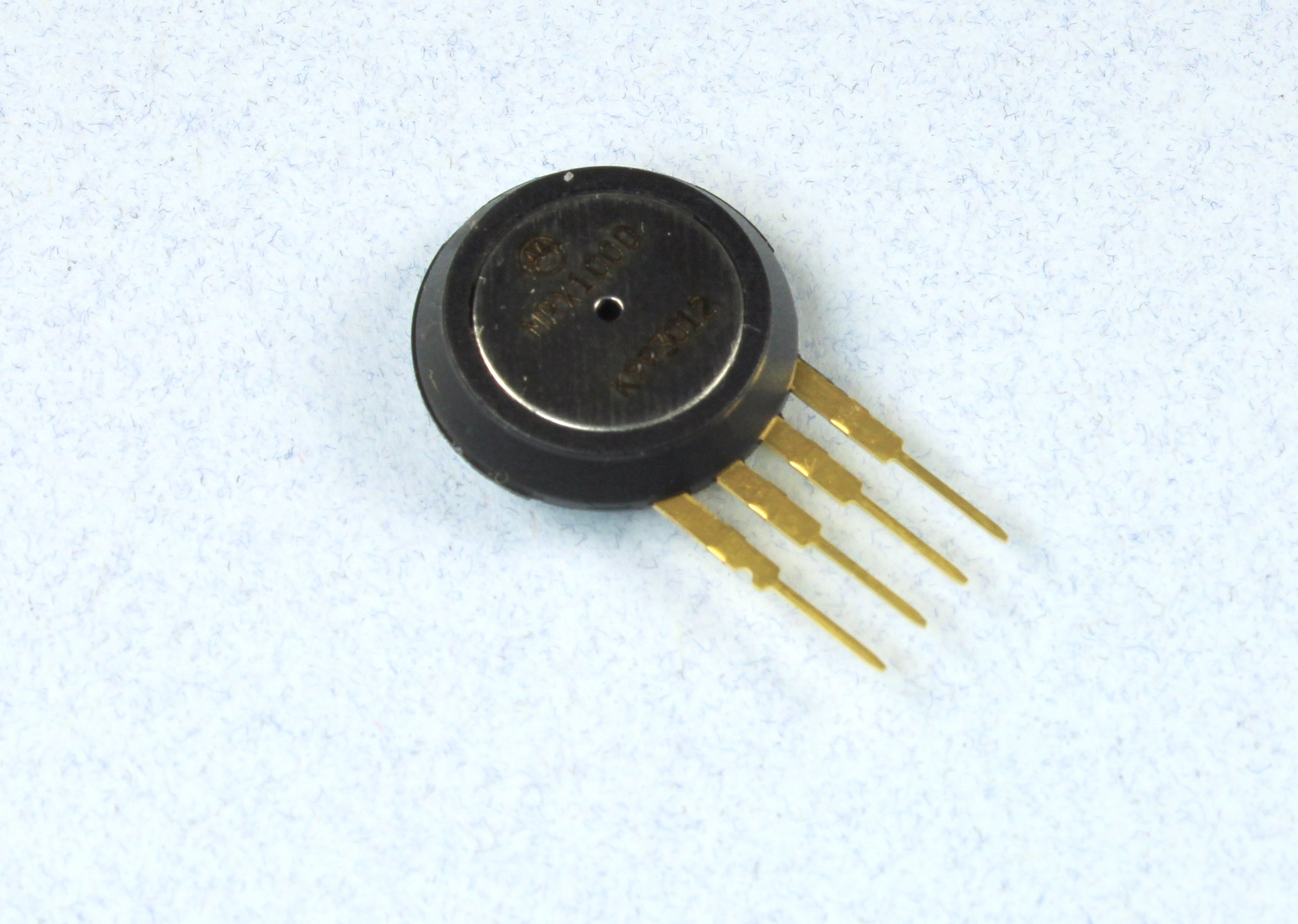 (RS #18) Freescale Semiconductor MPX100D Ic Pressure Sensor K993012