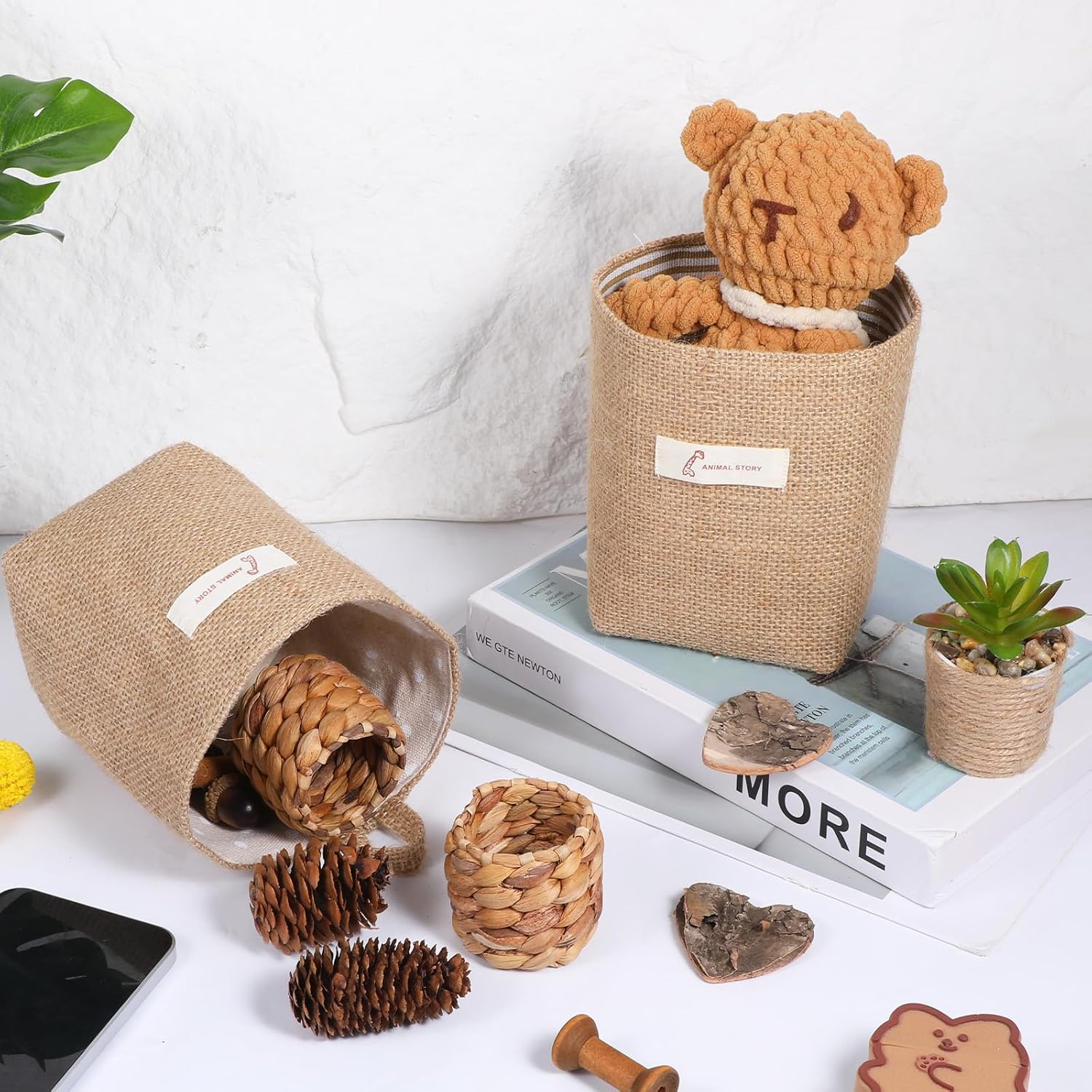 2 Pack Hanging Basket for Door, Small Jute Wall Storage, Hanging Storage Bags Cotton Linen Boho Camper Decor for Keys, Flower Plants, Wallet