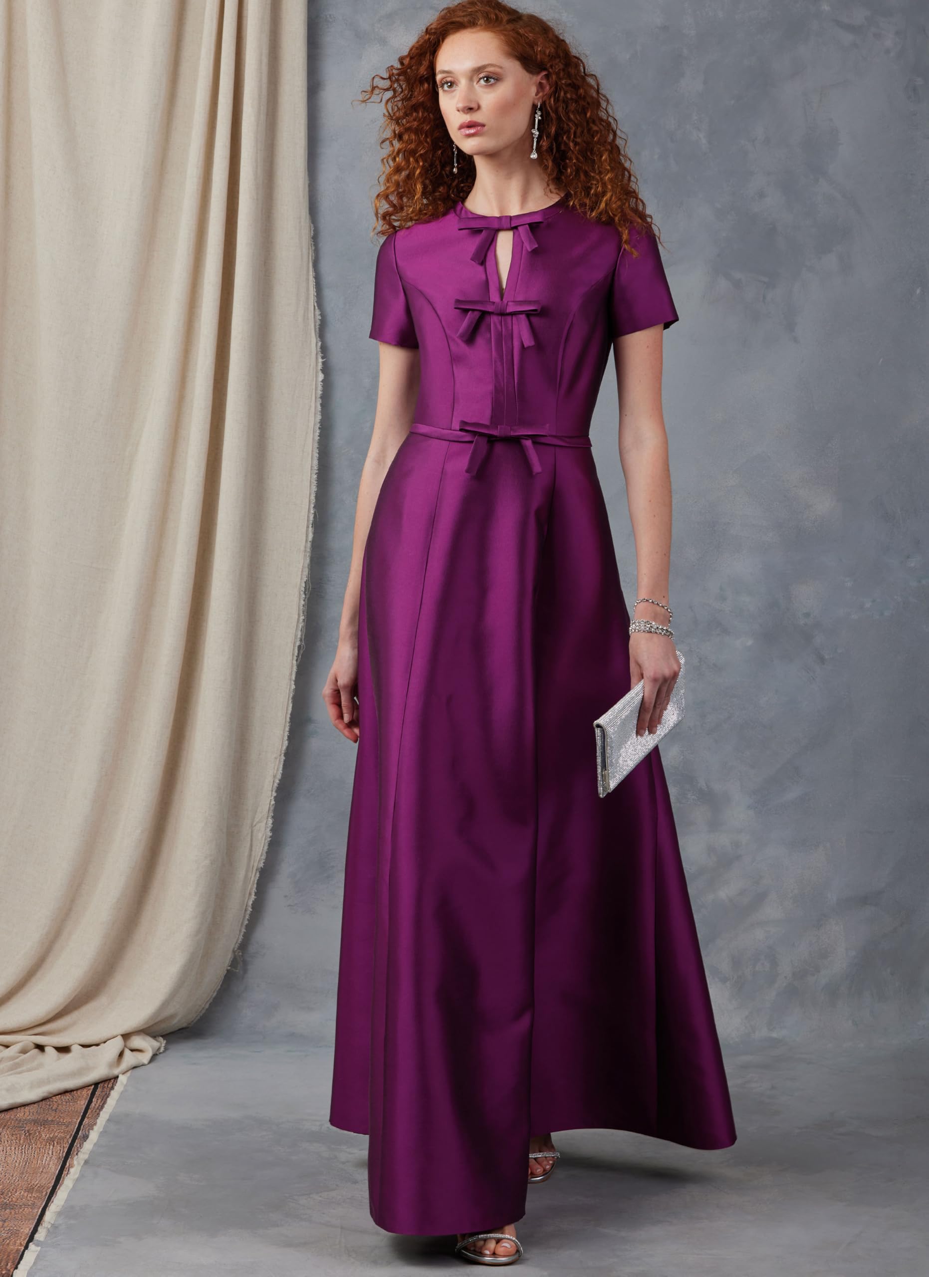 Amazon.com: Vogue V2044Y5 Misses' Fit and Flare Dress Sewing Pattern  Packet, Design Code V2044, Sizes 18-20-22-24-26 : Arts, Crafts & Sewing
