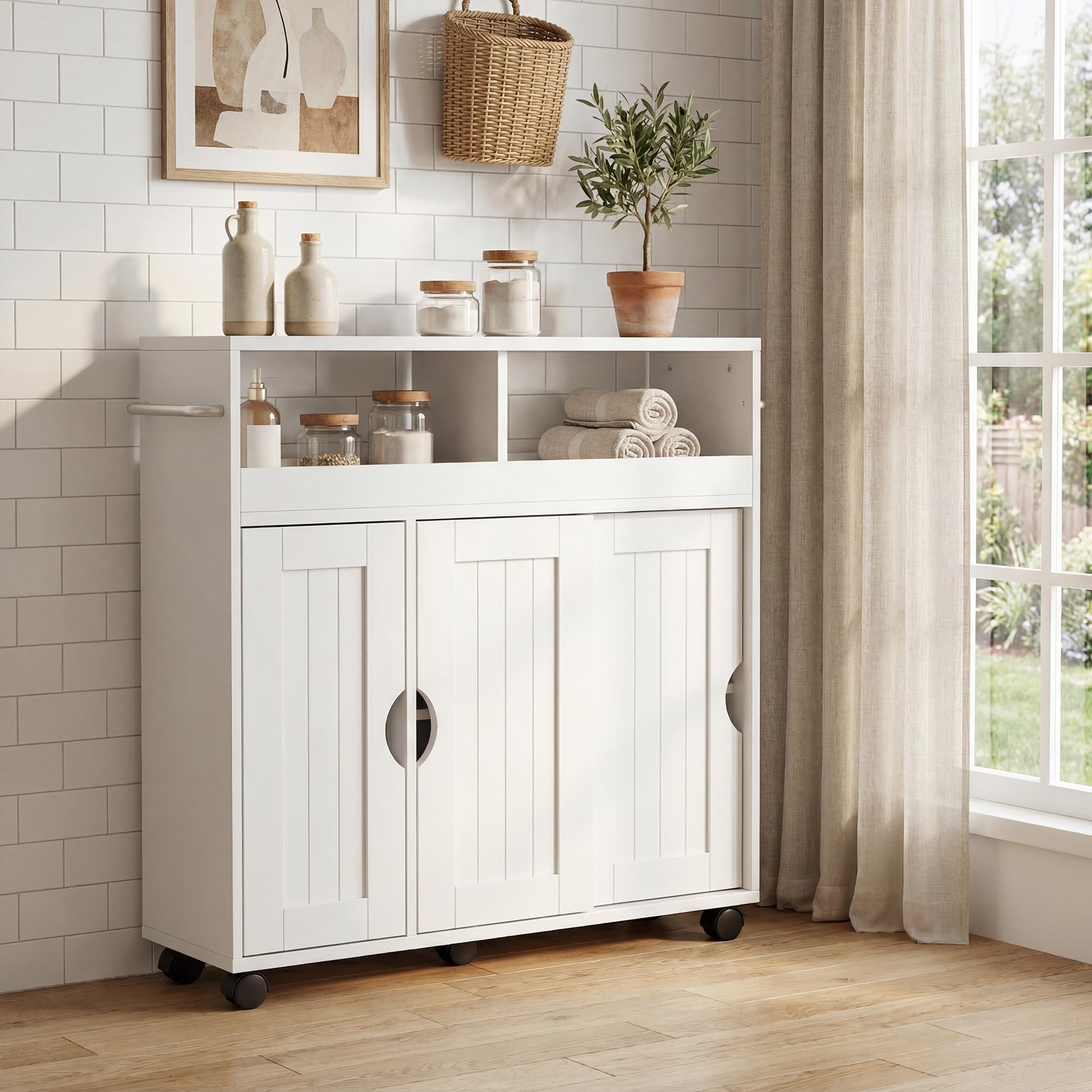 GIANTEX Badezimmerschrank mit Rollen, schmaler Badschrank mit verstellbarem Regal, Schiebetür, offene Fächer & Handtuchhalter, Nischenschrank Aufbewahrungsschrank für Wohnzimmer, Küche, 75x20x72 cm