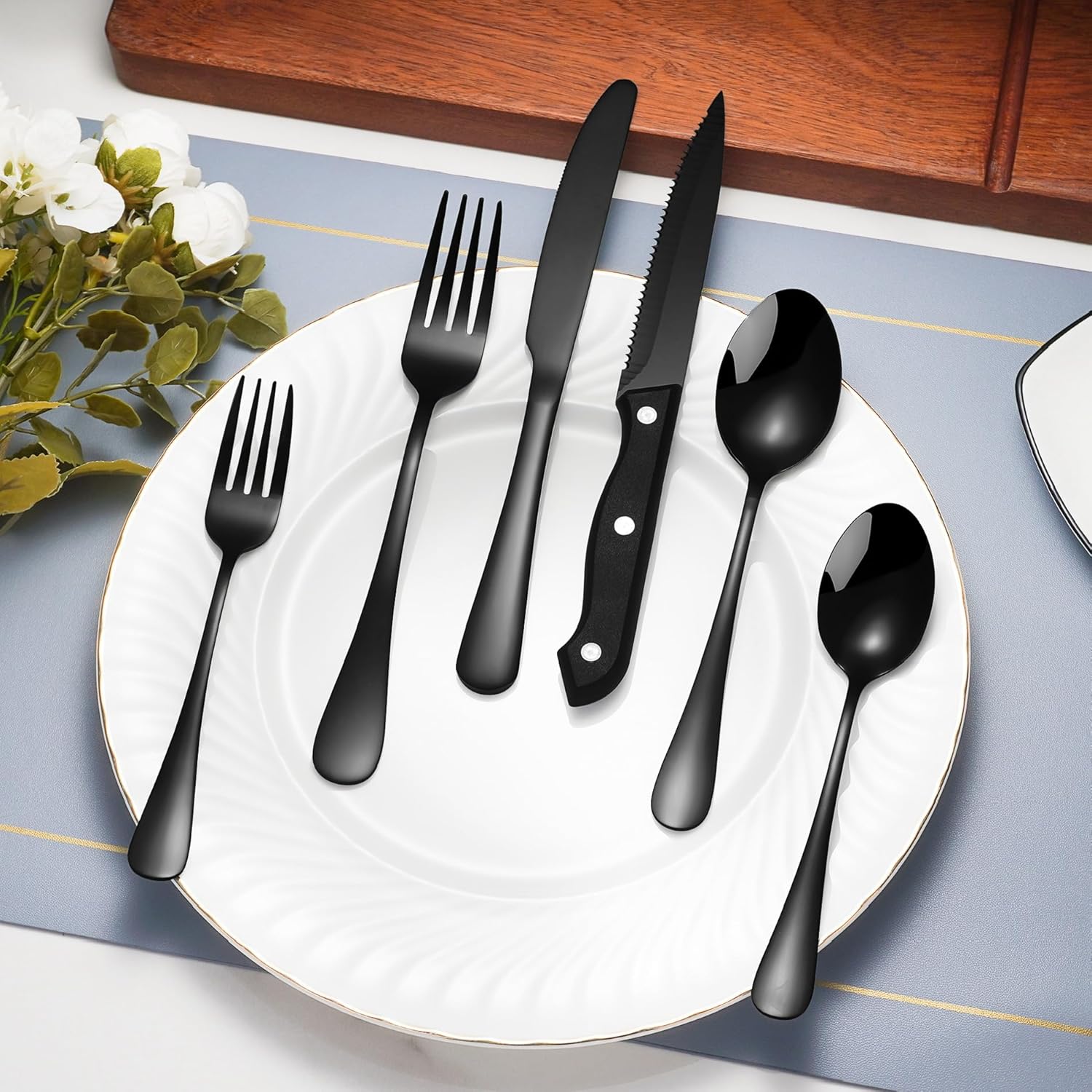 31 Piece black stainless steel Flatware Set with Expanadable Organizer, premium polished flatware set with steak knives for 5