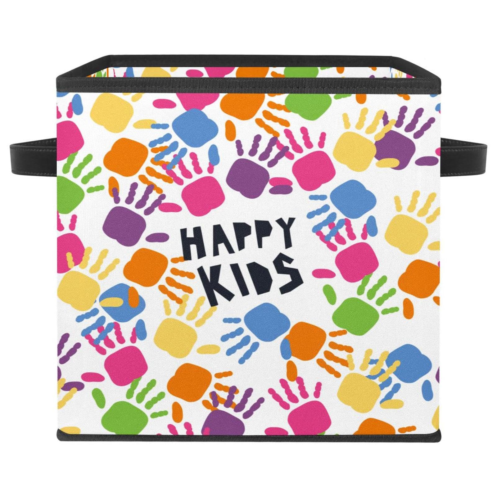 Placard et chambre ordonnés grâce au bac de rangement en tissu pliable pour jouets et livres