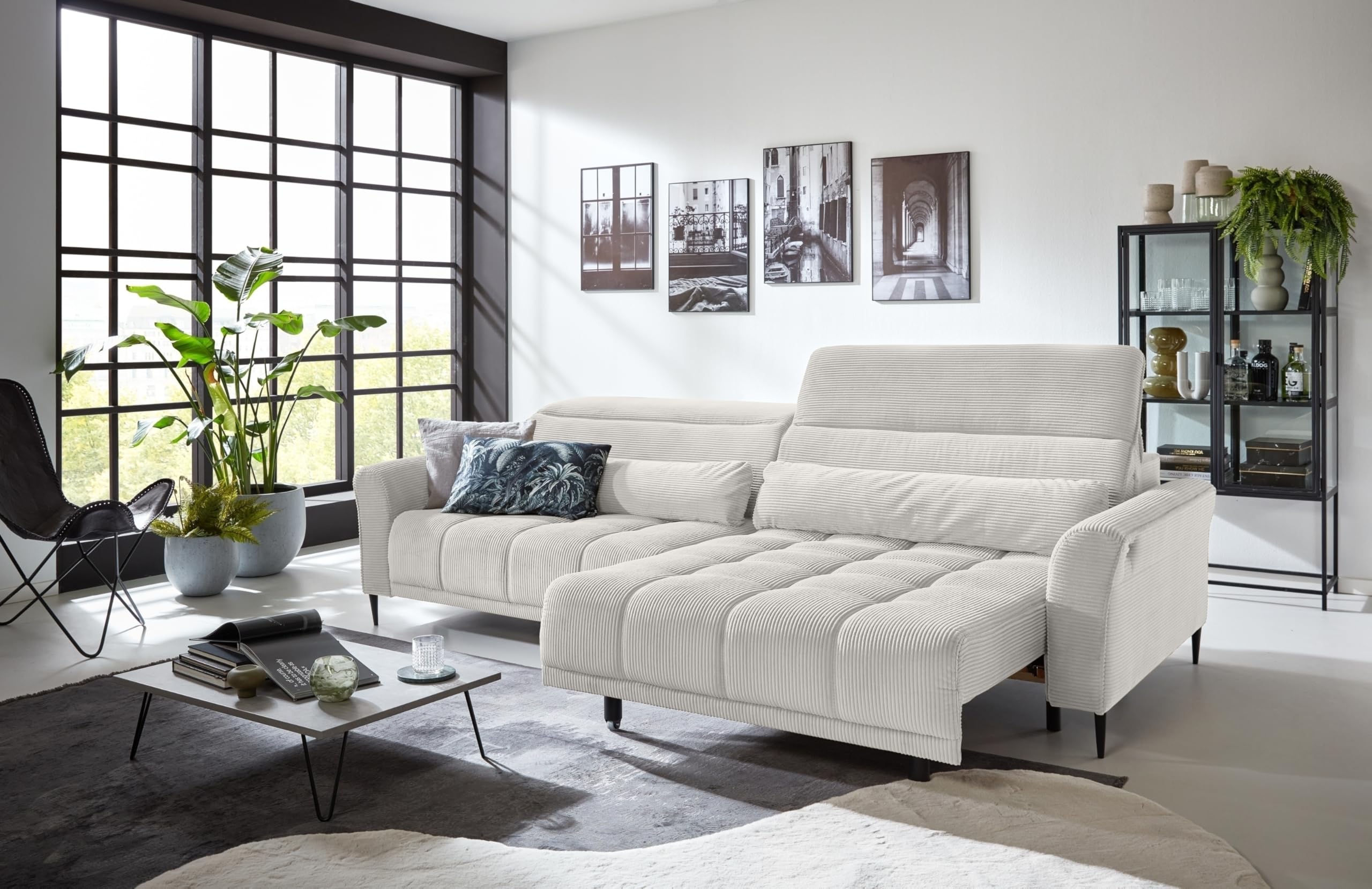 Big-Sofa >Wolve< in taupe, 2 elektrische XXL-Sitztiefenverstellungen, Nosagunterfederung, Polyätherschaum, 2 manuell verstellbare Kopfteile, inkl. 2 Zierkissen (Nierenkissen), 280x108x118 cm (BxHxT)