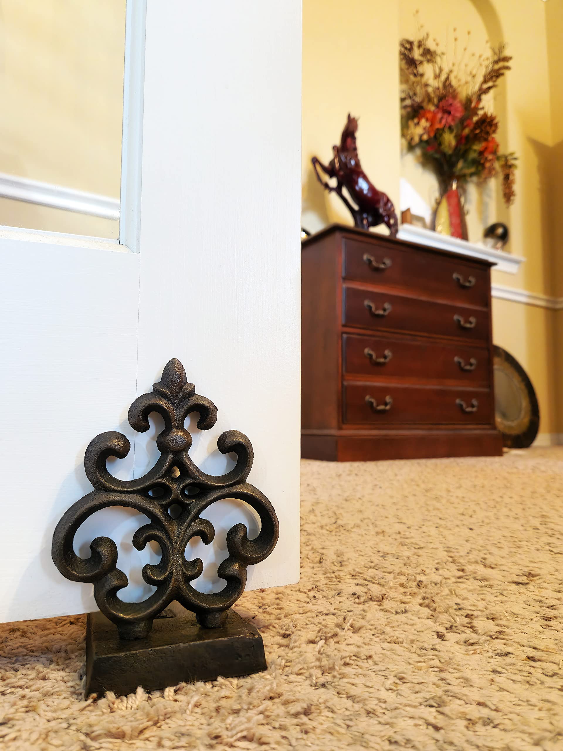 snapklik-lulu-decor-cast-iron-fleur-de-lis-door-stop-door