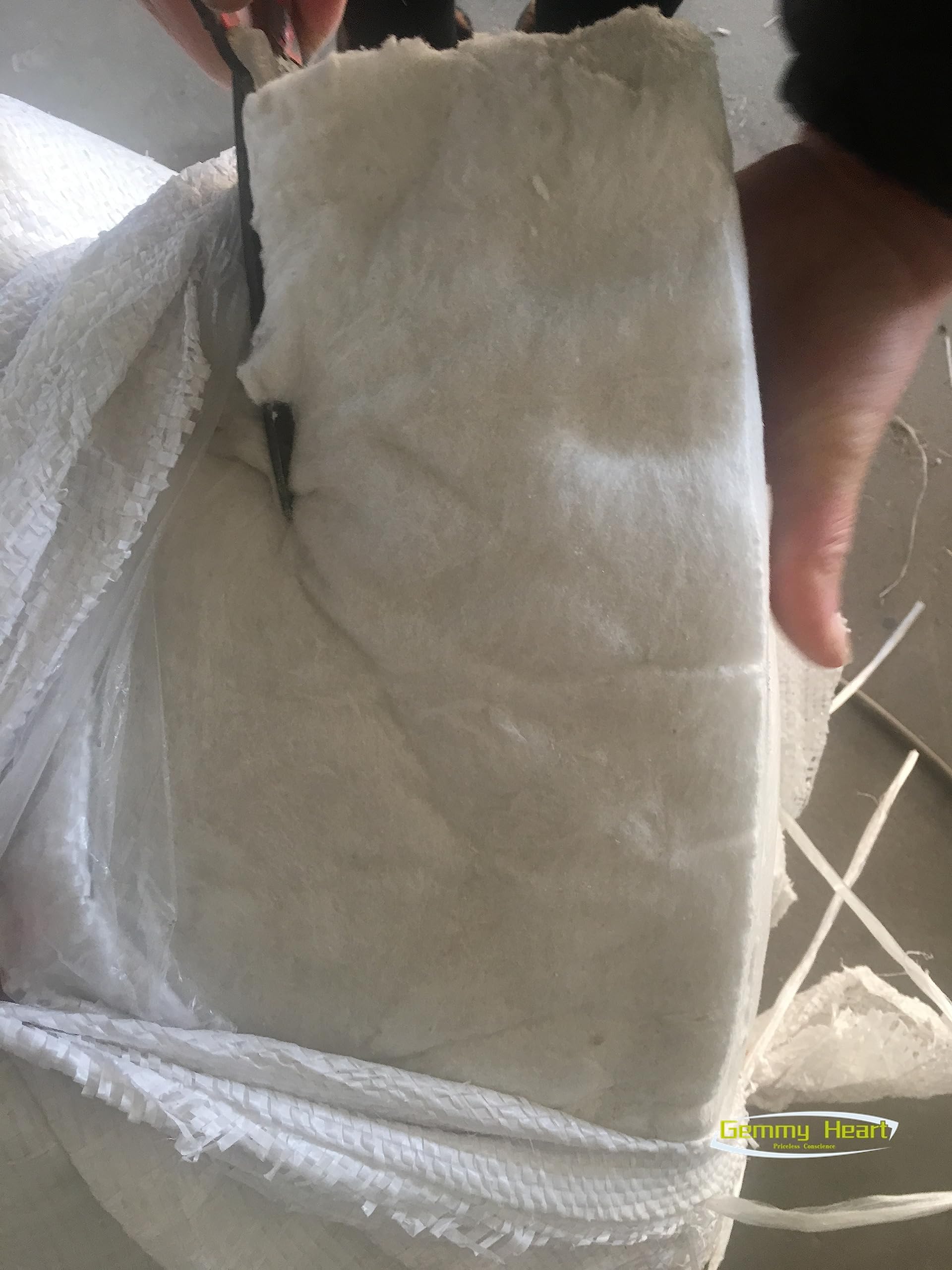 Ceramic Fiber Thermal Insulation Blanket – Fire Retardant, High-Temperature Resistant (200x610x50mm), Custom Sizes Available