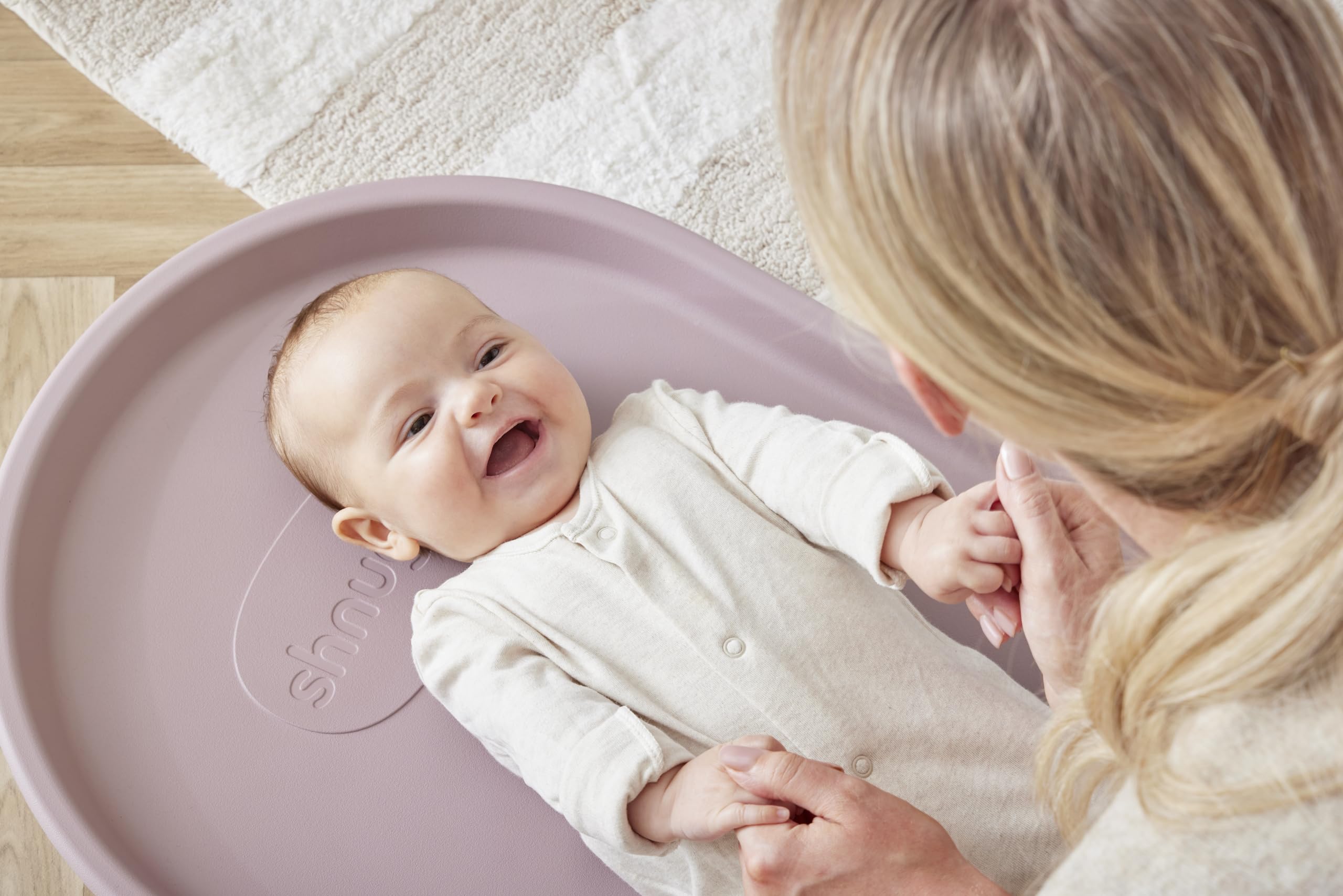 Shnuggle Squishy - Materassino per fasciatoio, in schiuma morbida e calda, più bello per i bambini, perfetto per il cambio del pannolino/pannolino, antiscivolo, facile da pulire e lavabile (rosa