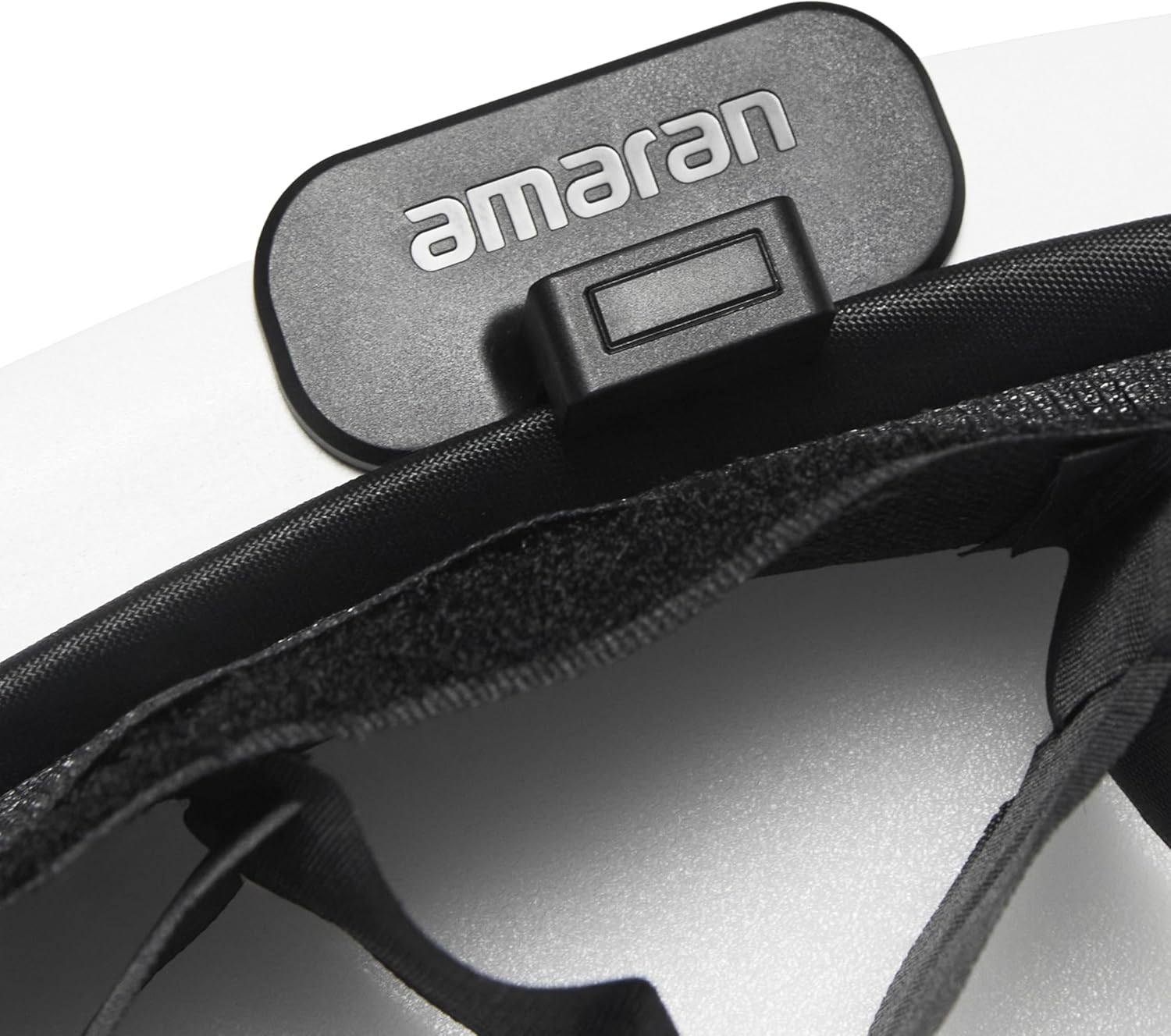 amaran Verge Max Light Control Grid，45º Fabric Light Control Grid,Clip-on Design for Quick and Secure Installation