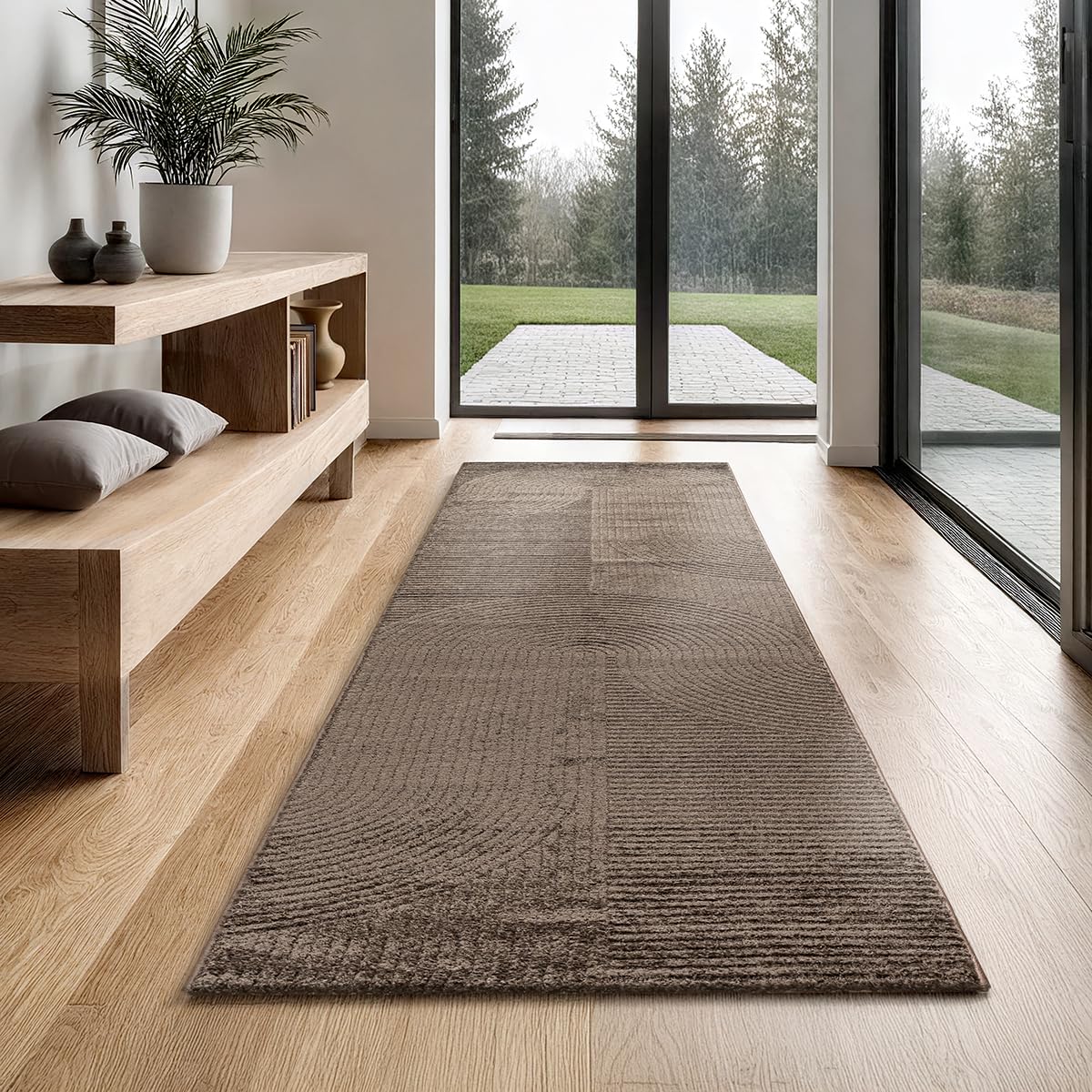 the carpet Everest - modern short pile with high-low effect, 3D effect, high pile density and pleasantly soft, Brown, 80 x 300 cm — image 1