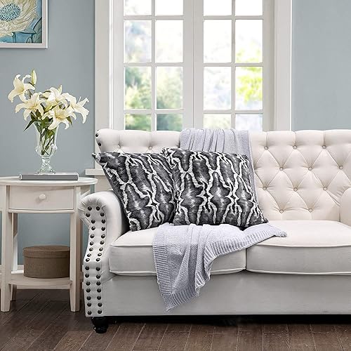 Miniatura 8 de Home Soft Things Juego de 2 fundas de almohada de piel sintética ligera con impresión de puntas, 20 x 20 pulgadas, jarra de rayas Meru, fundas de