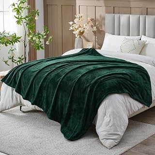 NEWCOSPLAY Fleece Leaves Pattern Queen Blanket, Forest Green, 90"x90"