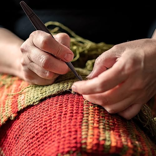 Miniatura 4 de Ommi - Ganchos de ganchillo con mango ergonómico, gancho de ganchillo de madera de ébano hecho a mano de 7 pulgadas, aguja de tejer, tejido de hilo