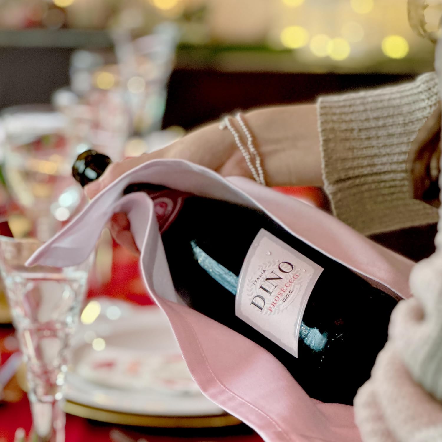 Catering Collection, Bottle Cloths for Ice Buckets, Polycotton, 42 cm, Corner Hole, Stitched Circle (White, Pack of 2)