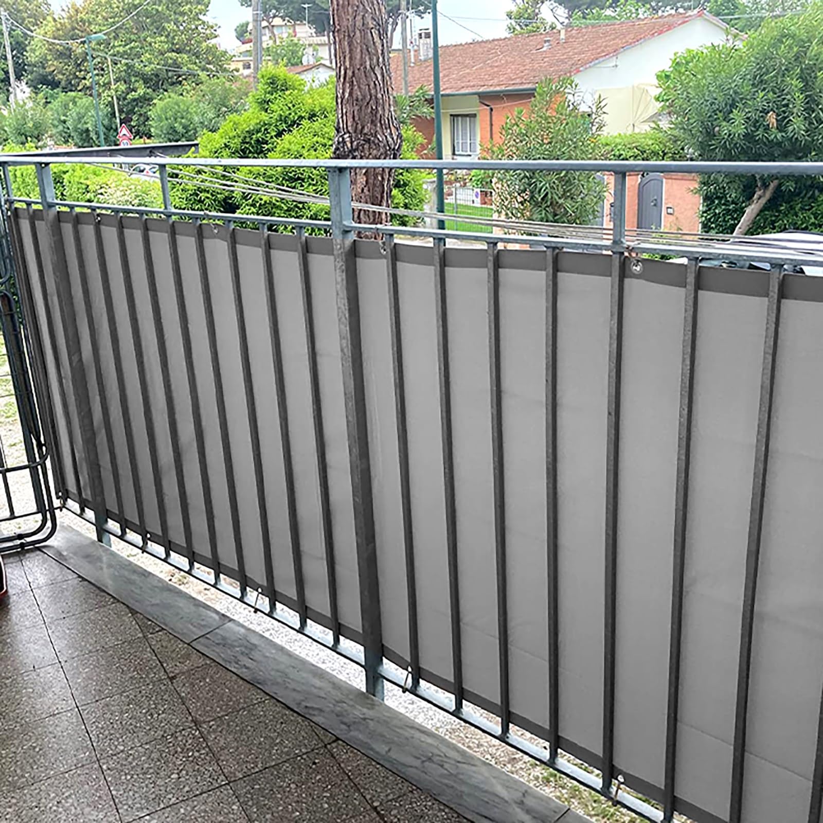 Wodoodporny na zewnątrz na balkon i werandę - wiatroszczelna osłona E, ogrodzenie zapobiegające szpiegowaniu na taras i dach.
