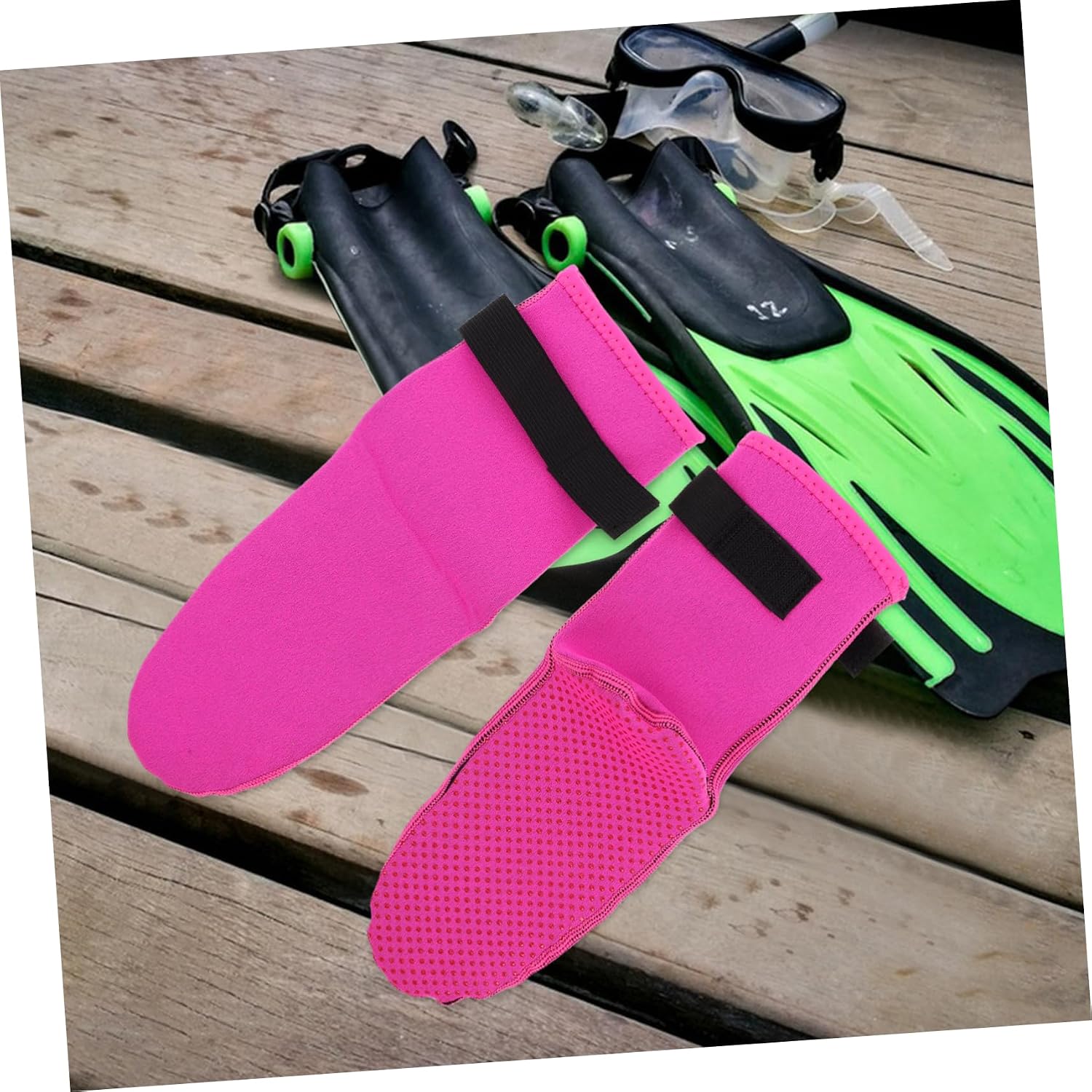 1pair Neoprene Thermal Socks for Diving and Swimming Non- Snorkeling Footwear for Adults Thickness Versatile Use for Beach Activities and Water Sports