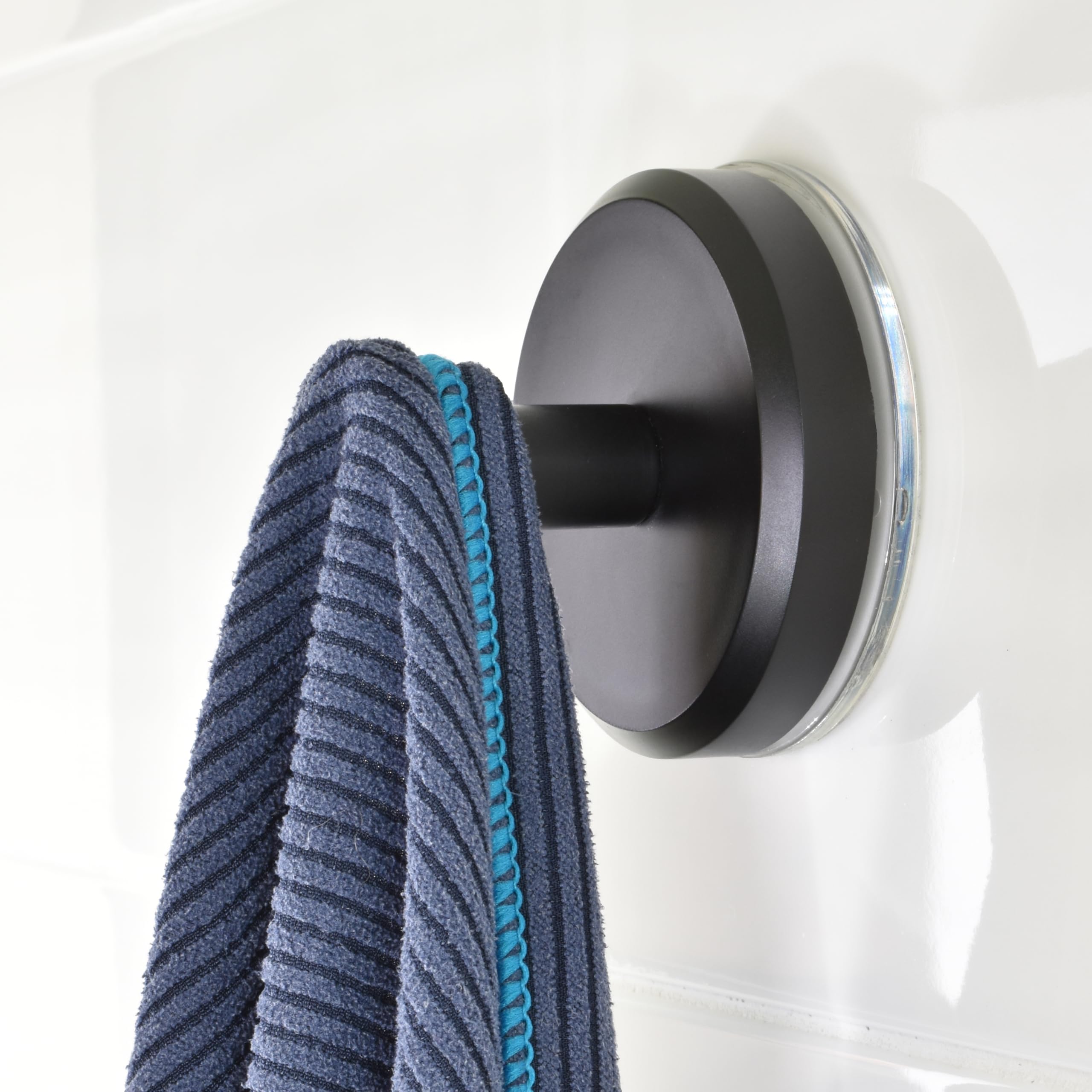 Euro Marketing Manufacturing Negro Stick & Lock