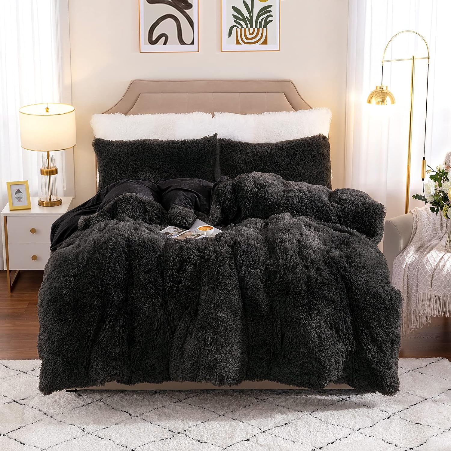 joybest Luxury Plush Shaggy Duvet Cover Set Fluffy Comforter Ultra Soft Velvet Bedding Sets 3 Pieces (1 Faux Fur Duvet Cover + 2 Faux Fur Pillow case), Zipper Closure (King, Black)