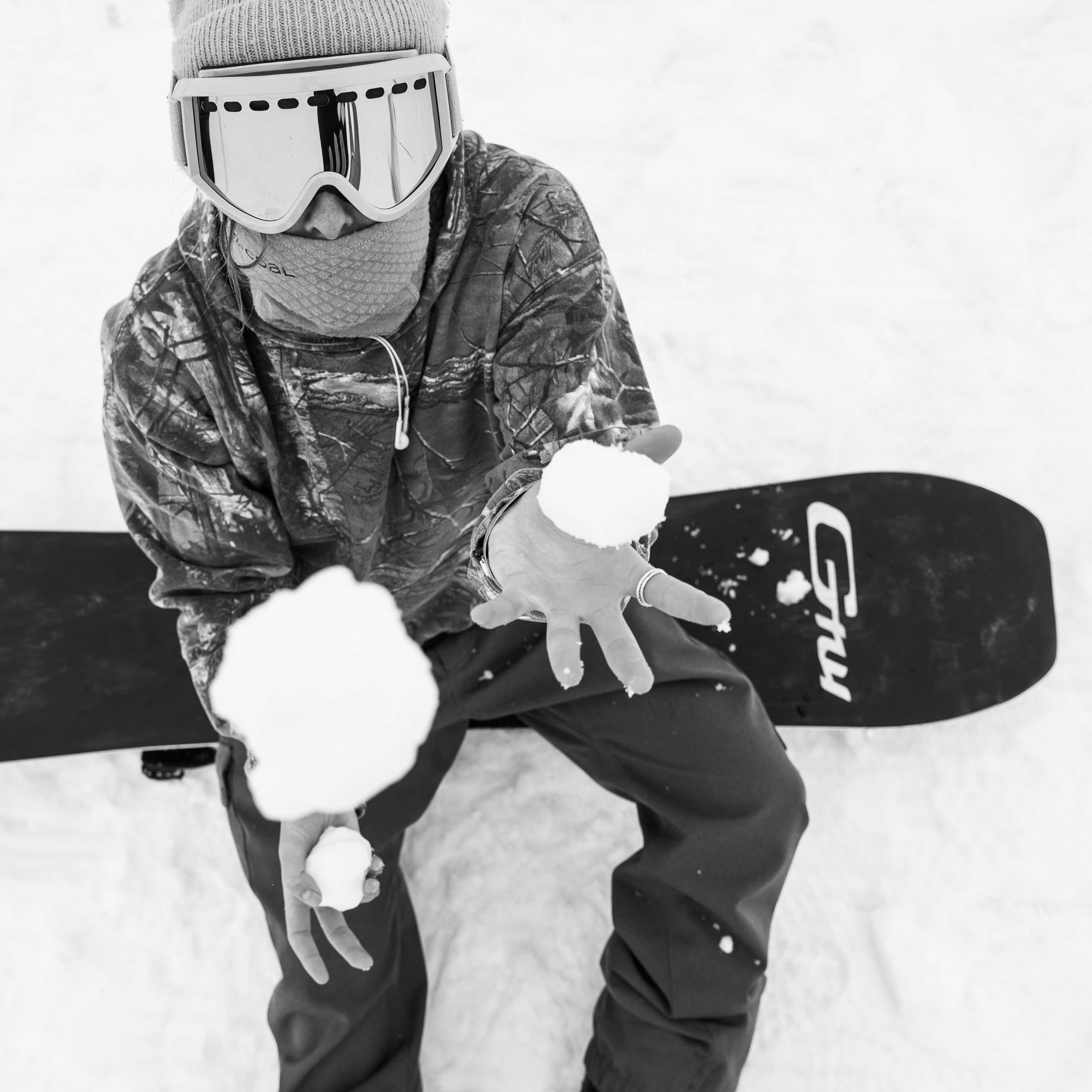 Amazon | Gnu Gremlin メンズ スノーボード 161 | Gnu | ジャケット