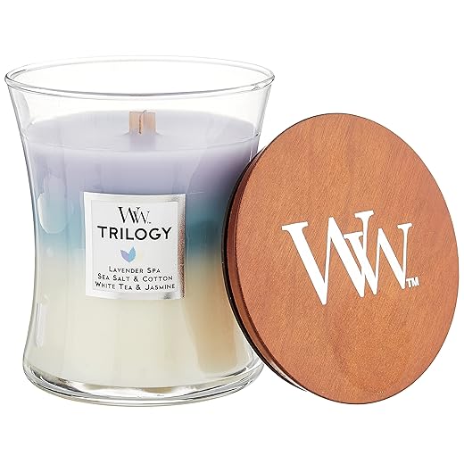 WoodWick Beruhigender Zufluchtsort Trilogy Lavendel-Spa, Glas, Violett-blau-weiß/Durchsichtig, 11.2 x 8.3 x 8.8 cm