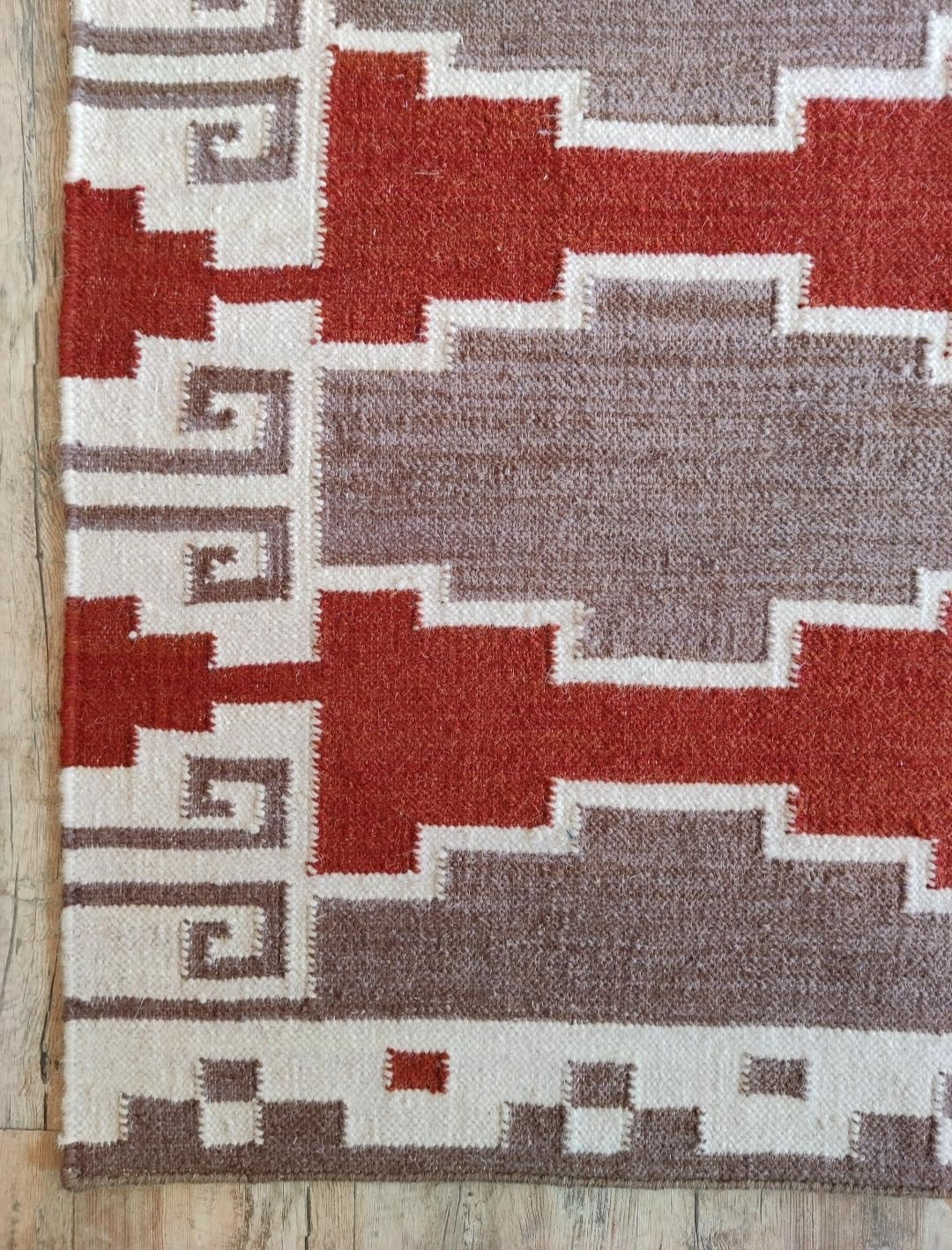 Handwoven Dhurrie Rug with Floral Border, Lavender Center, Green Leaf Pattern, Fringed Edges, Flat Weave Area Rug (Green with Cream, 8/10 feet)