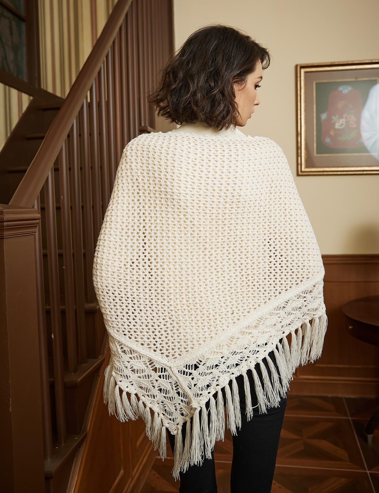 BEAUTELICATE Femme Châle Étole en Tricot Cape Couverture Crochet Tangulaire Foulard Écharpe À Glands Chaud pour Hiver Automne Printemps Cadeaux De Noël