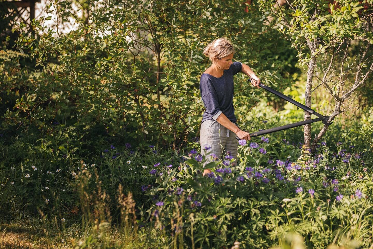 Fiskars SingleStep Bypass-Astschere für frisches Holz, Antihaftbeschichtet, Gehärteter Präzisionsstahl, Länge: 50 cm, Schwarz, L28, 1001432