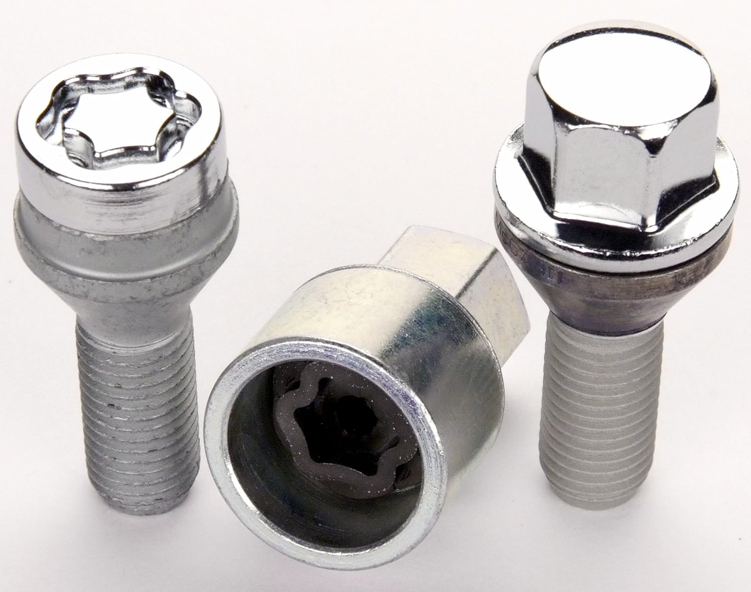 McGard 67179 Chrome M12 x 1.5 Thread Size Cone Seat Lug Bolt Wheel Installation Kit for 5 Lug Vehicles, 16 Lug Bolts / 4 Locks / 1 Key / 1 Storage Pouch