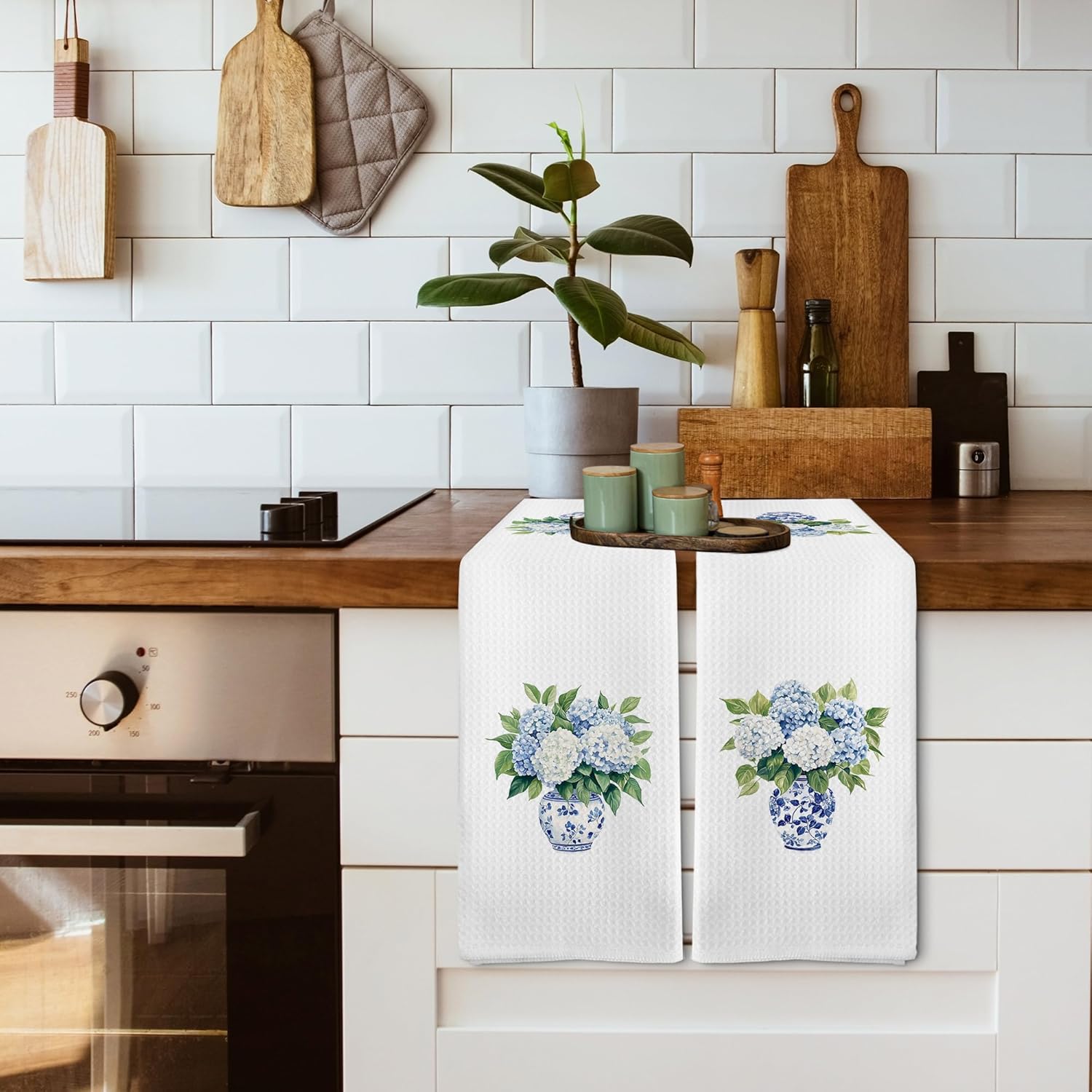 Vintage Chinoiserie Hydrangea Decor Kitchen Towels and Dishcloths Sets of 2, Blue and White Hydrangea Floral Grand Millenial Spring Decor Dish Hand Tea Towels for Bathroom Kitchen, 16x24 Inch - Image 5