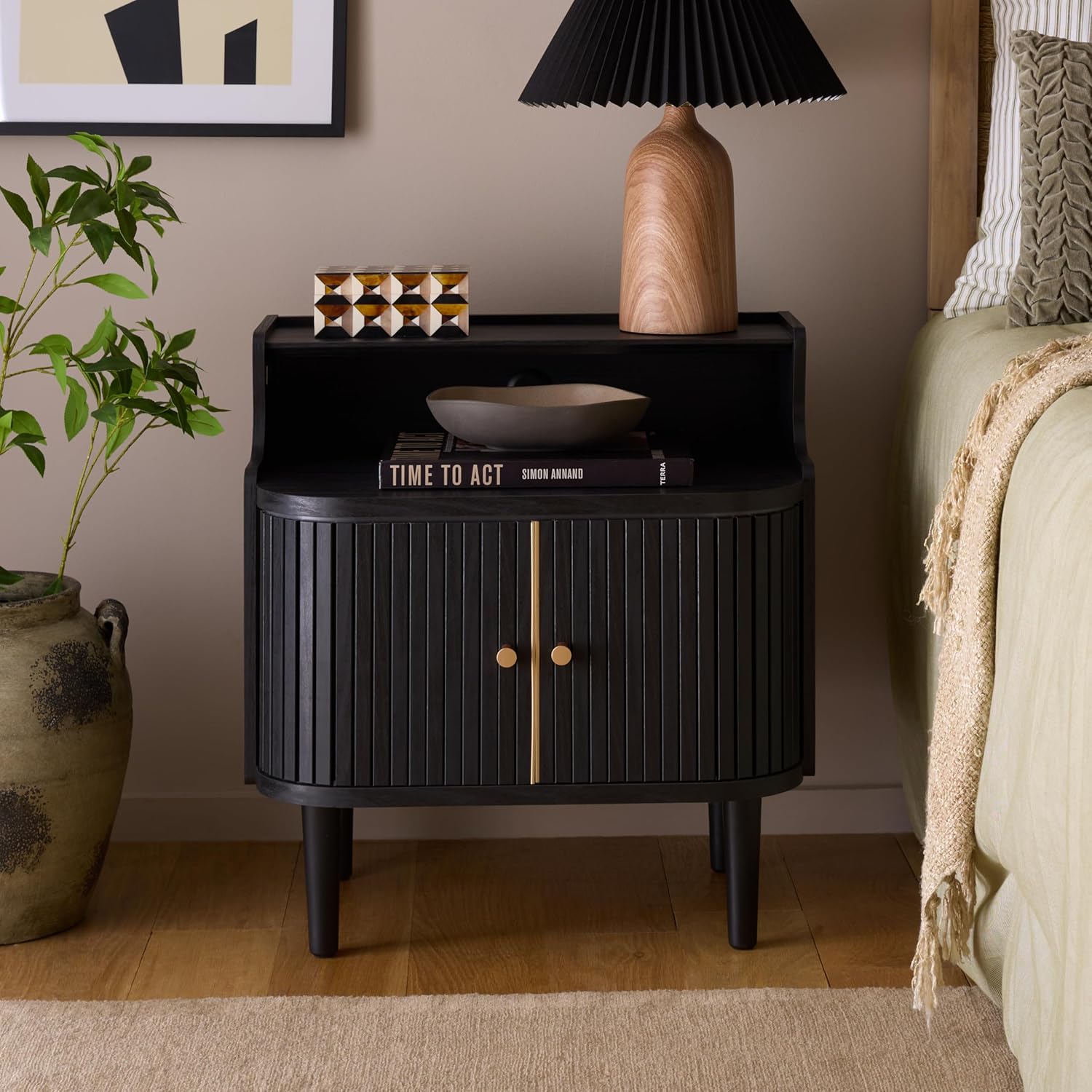 SAFAVIEH Home Collection - Tameka Black & Gold Tambour Door Nightstand Table with Hutch, Mid-Century Modern Bedside Storage (NST9616B)
