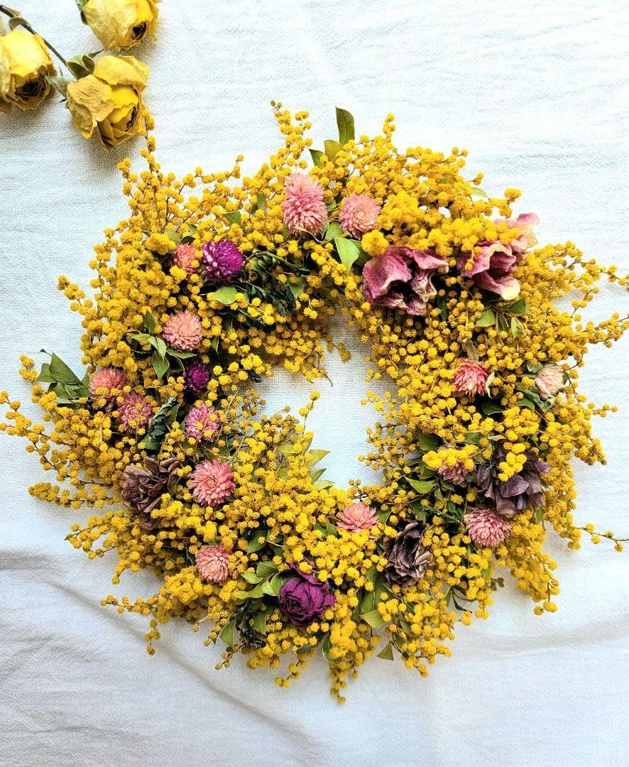 Amazon｜ドライフラワーリース ミモザリース ナチュラル
