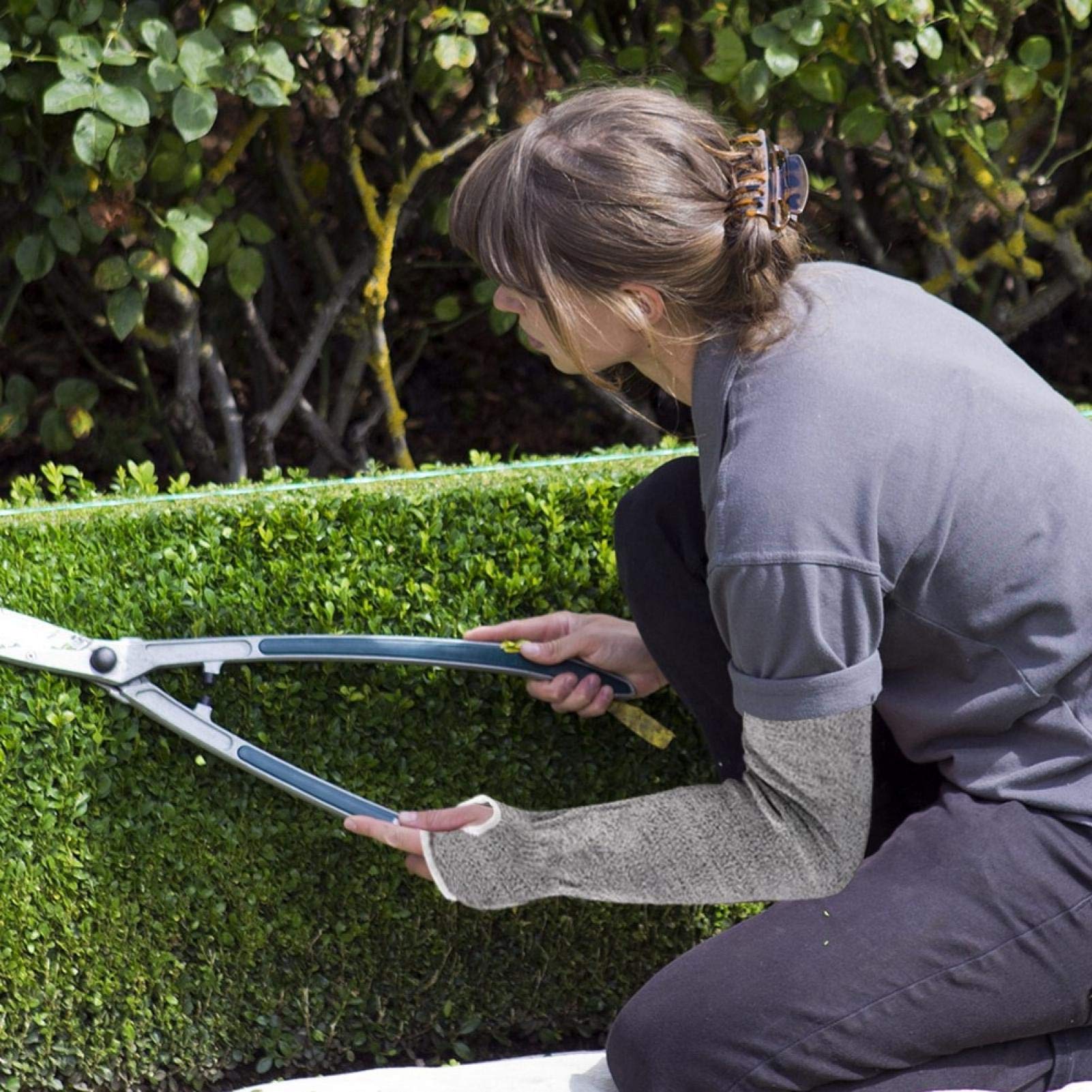 Manchons en tricot résistants aux coupures, 45cm/17,71 po manchons de protection pour le jardinage avec trou pour le pouce protège-bras résistant aux perforations pour les travaux à haut risque