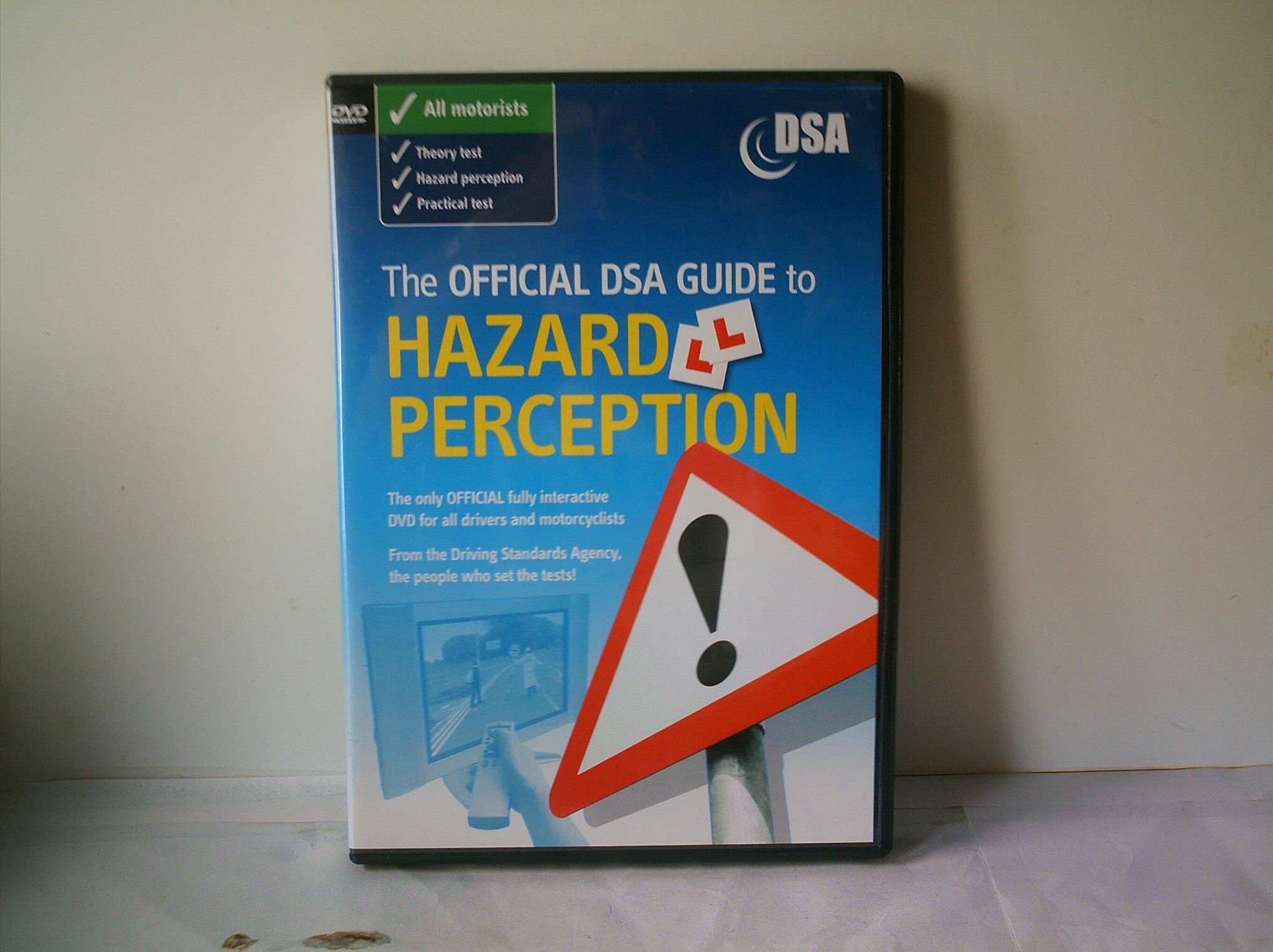 Guide to Hazard Perception DSA livre de code de la route anglais - 2