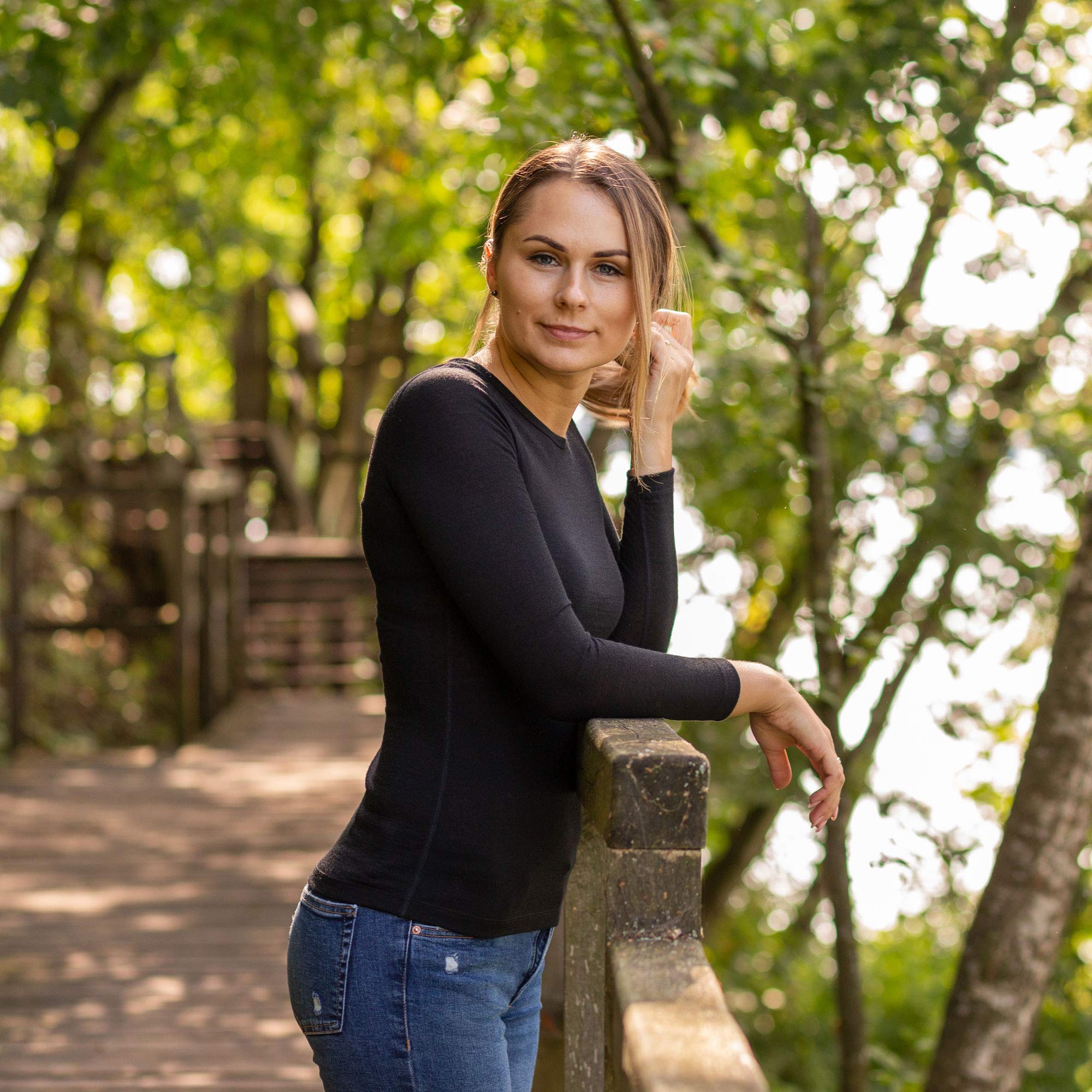 Menique, set di abbigliamento sportivo da donna, a maniche lunghe, in lana merino Nero L