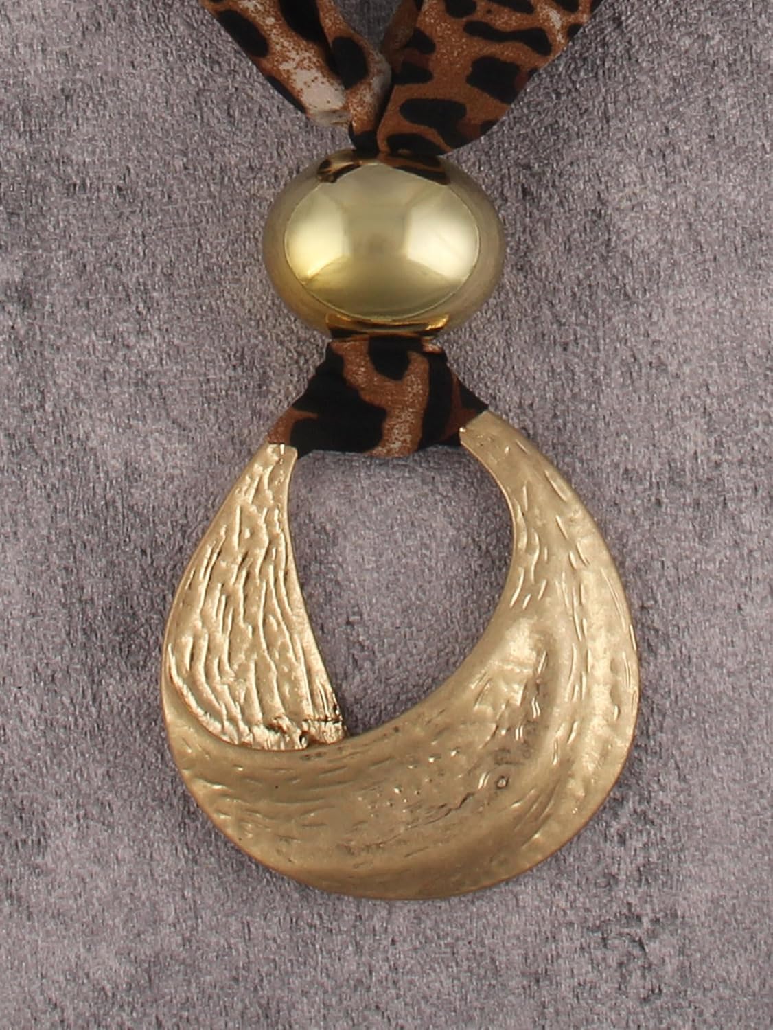 GelConnie Scarf Necklace with Charm Bandana Necklaces for Women Boho Beach Leopard Choker Necklace Statement Rope Scarf Pendant Wedding Jewelry Adjustable - Image 9