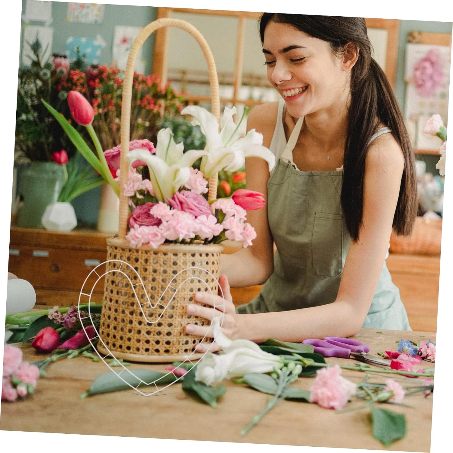 Luxshiny 6set Heart Shaped Plastic Wreath Frame for Diy Craft Dried Flower Holder for Wedding Decoration