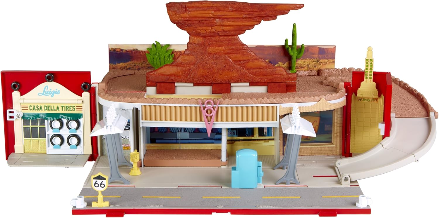 Amazon.com: Cars 2 Radiator Springs Playtown : Toys & Games