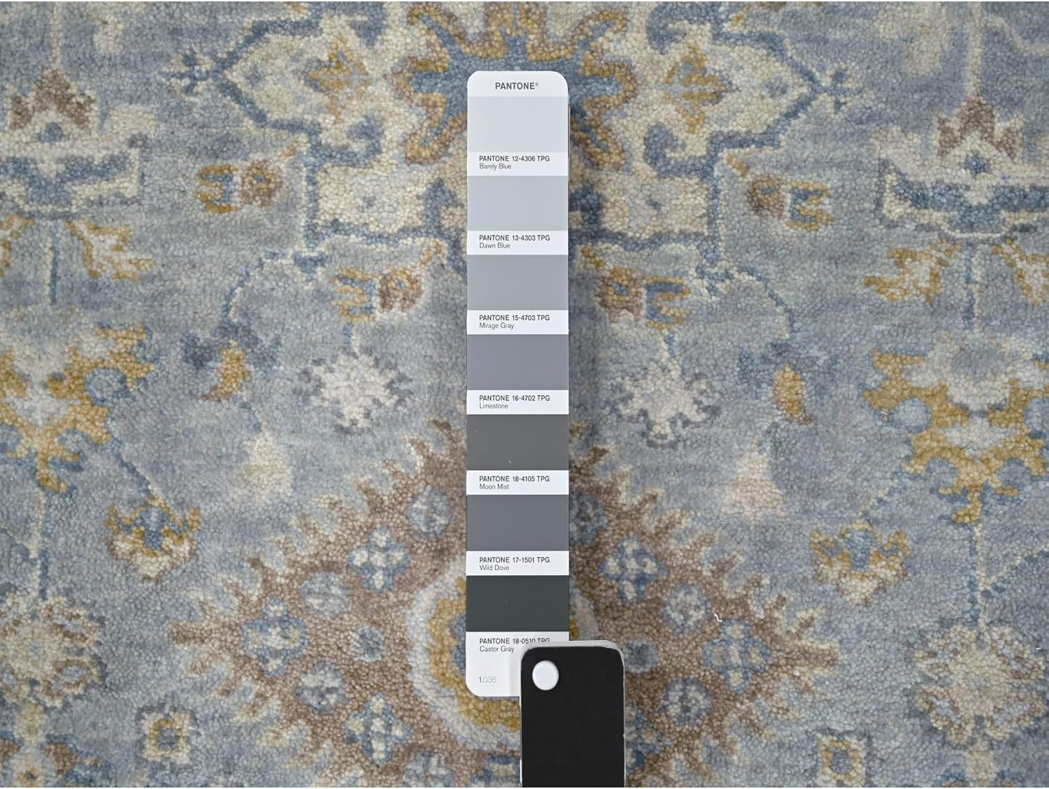 Cloud Gray Pure Wool and Geometric Design Hand Knotted Runner Oriental Rug (2'7"x9'9")